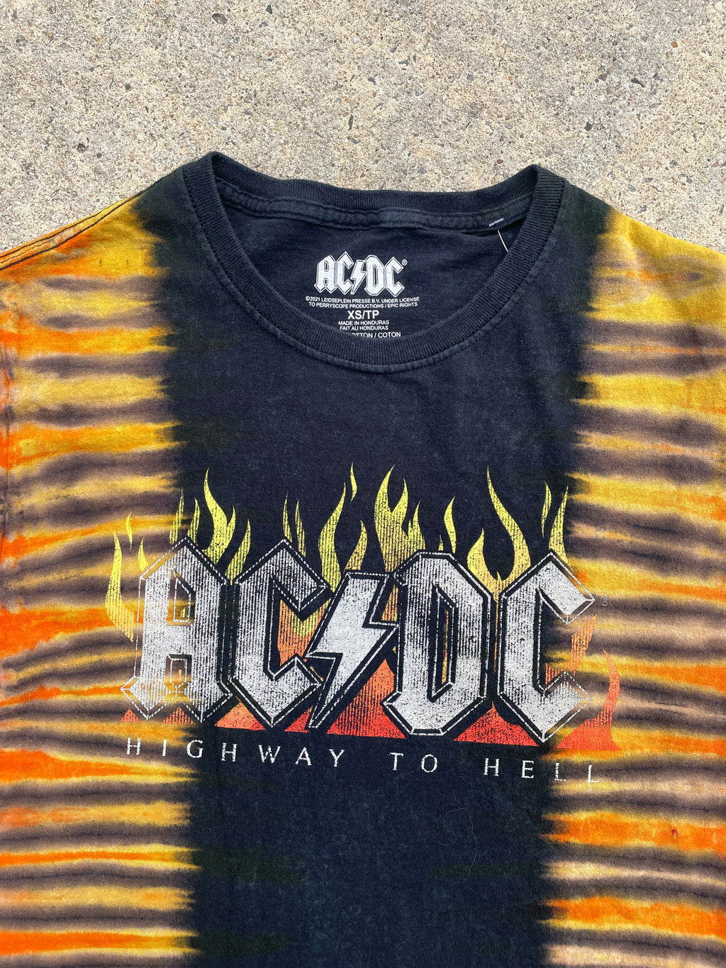 ACDC Highway to Hell Red and Black Short Sleeve Tie Dye T-Shirt | Men's XS
