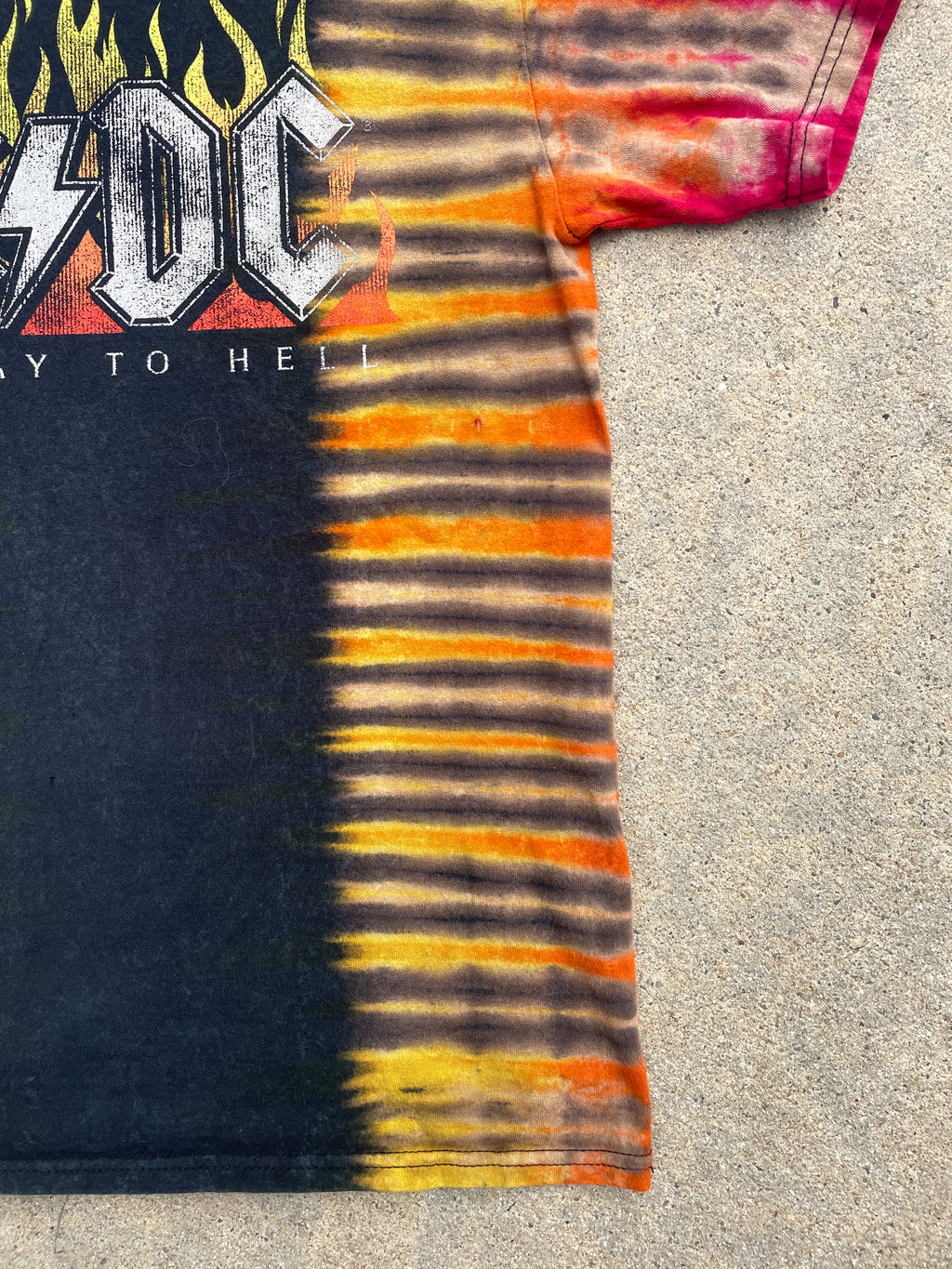 ACDC Highway to Hell Red and Black Short Sleeve Tie Dye T-Shirt | Men's XS