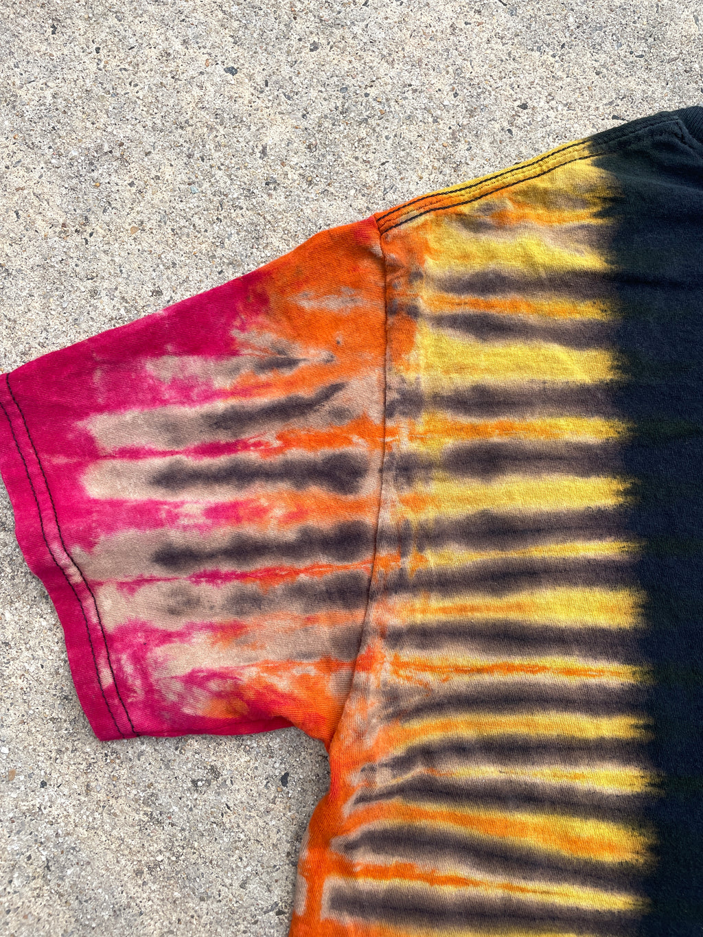 ACDC Highway to Hell Red and Black Short Sleeve Tie Dye T-Shirt | Men's XS