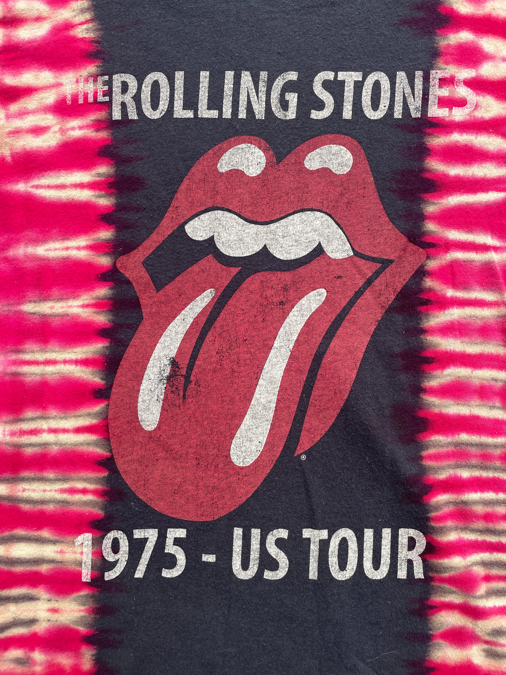 The Rolling Stones Hot Lips Red and Black Short Sleeve Tie Dye T-Shirt | Men's XS