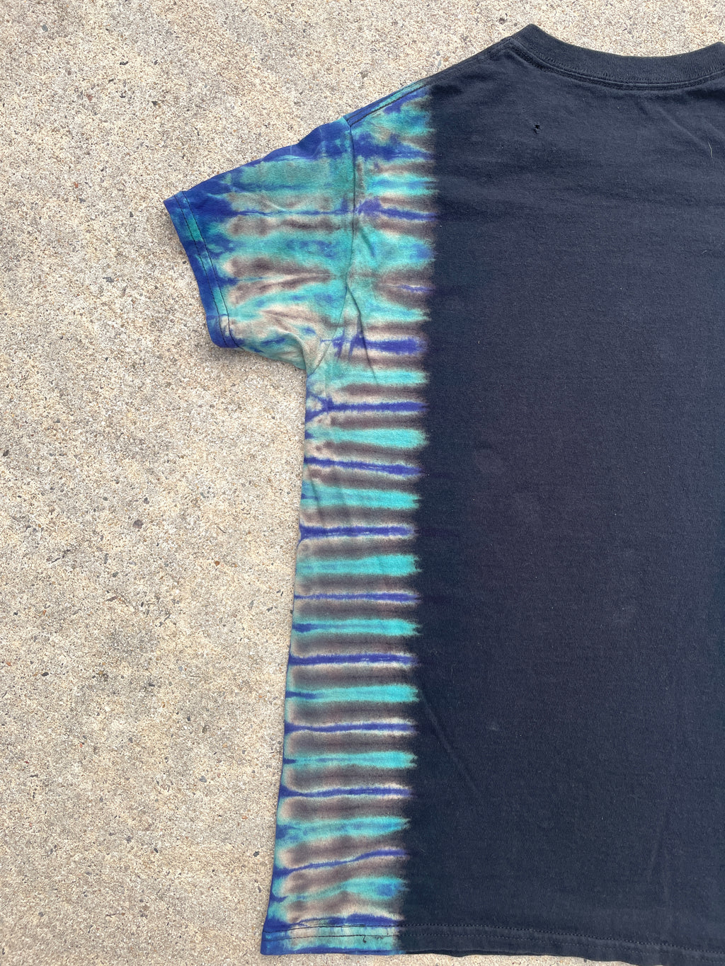 Ice Cube Low Rider Black and Blue Short Sleeve Tie Dye T-Shirt | Men's Small