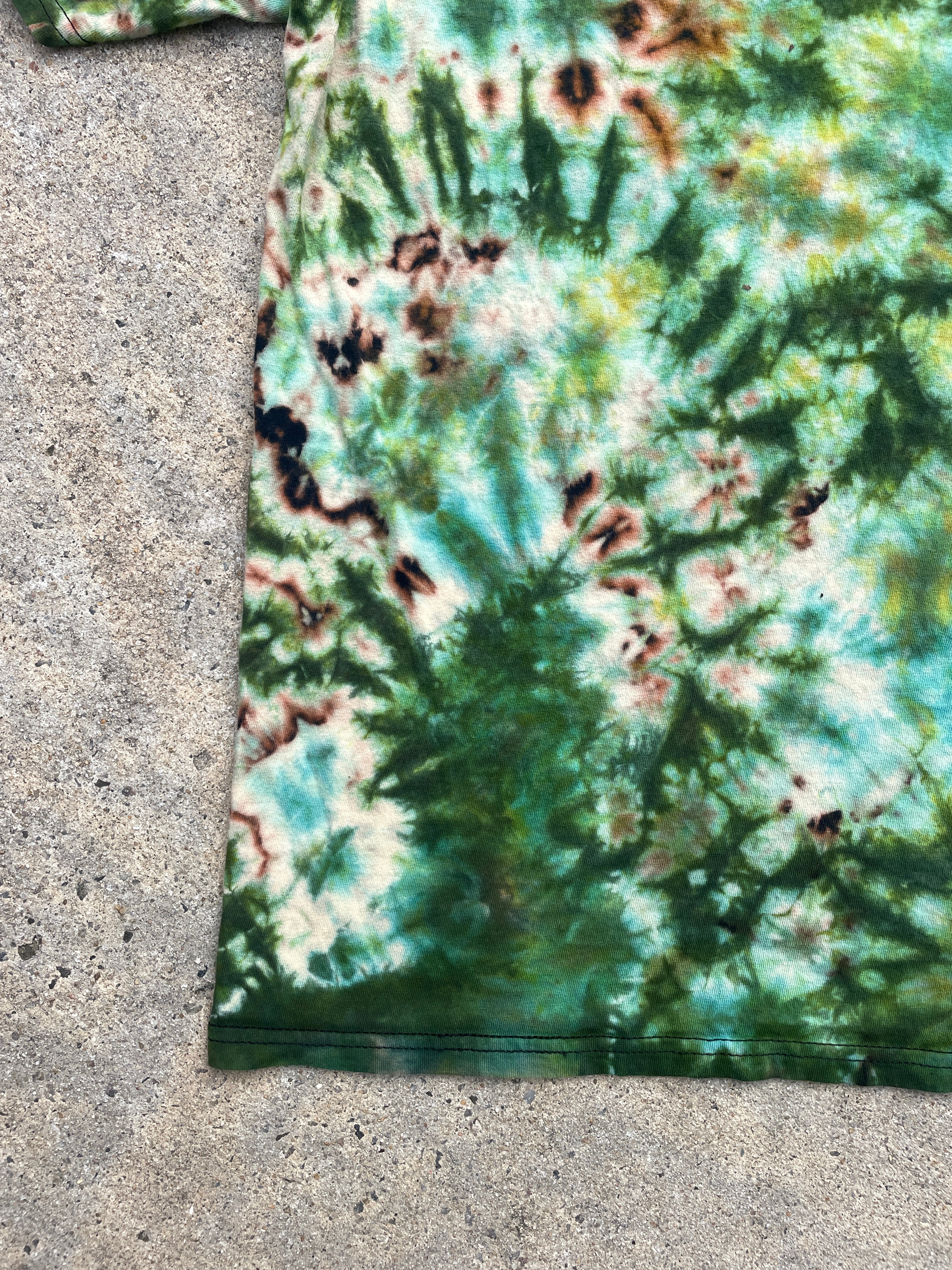 Rottweiler "Fear is for Others" Green and Black Short Sleeve Tie Dye T-Shirt | Men's Small