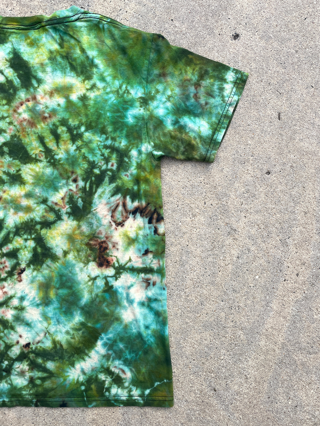 Rottweiler "Fear is for Others" Green and Black Short Sleeve Tie Dye T-Shirt | Men's Small