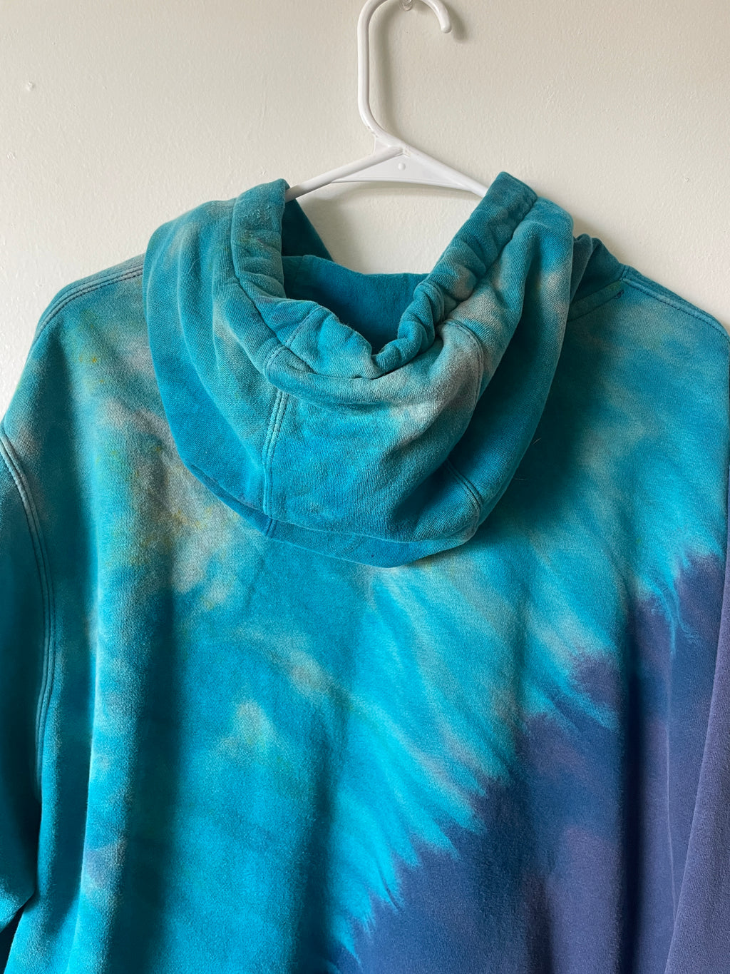 XL Men's Nike Reverse Tie Dye Hoodie | One-Of-a-Kind Upcycled Blue and Black Half-and-Half Sweatshirt