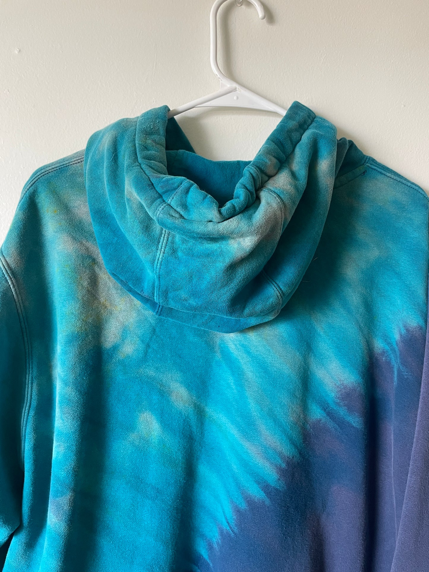 XL Men's Nike Reverse Tie Dye Hoodie | One-Of-a-Kind Upcycled Blue and Black Half-and-Half Sweatshirt