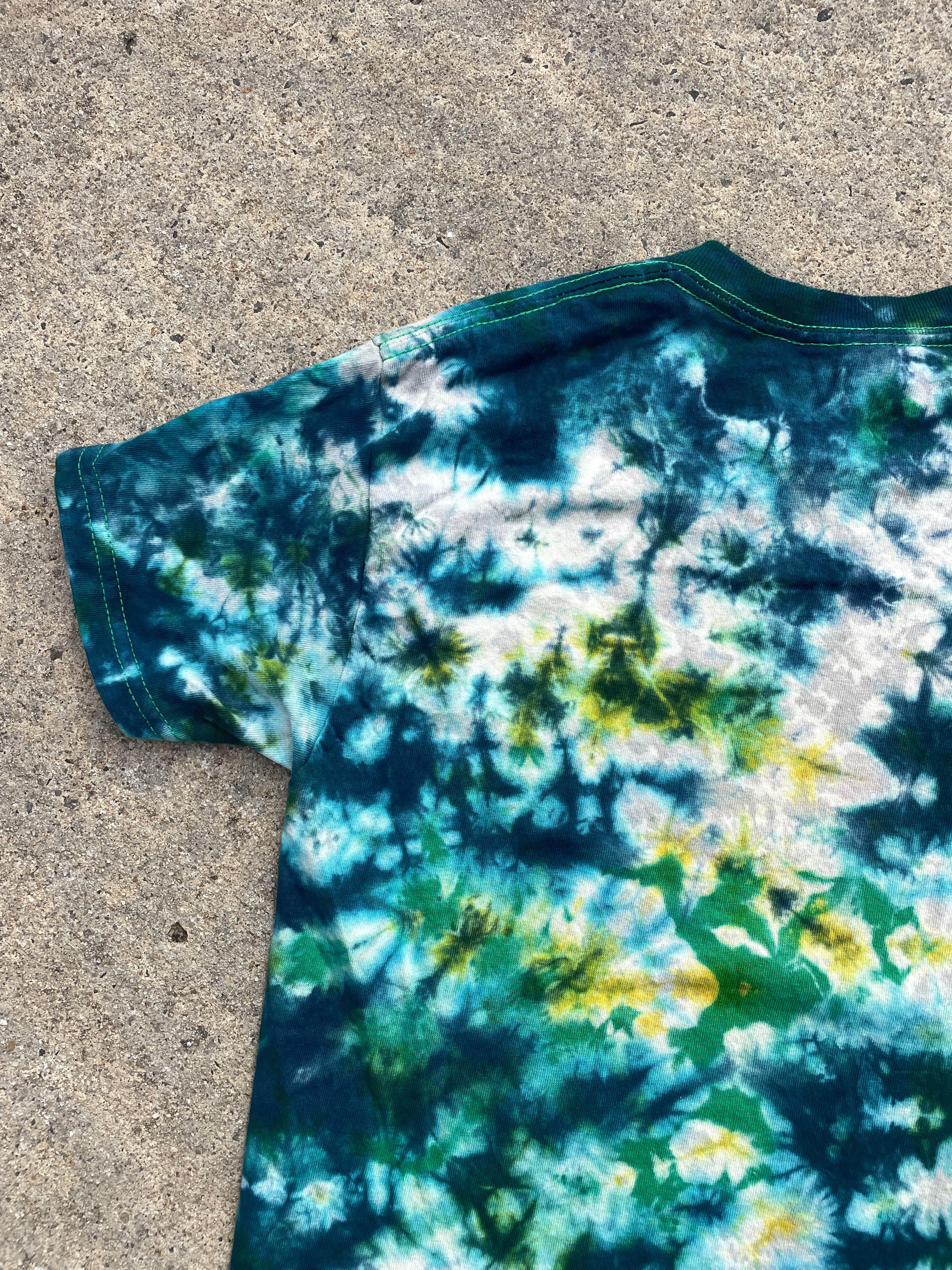 Soul of a Wolf Green and Blue Short Sleeve Tie Dye T-Shirt | Men's Small