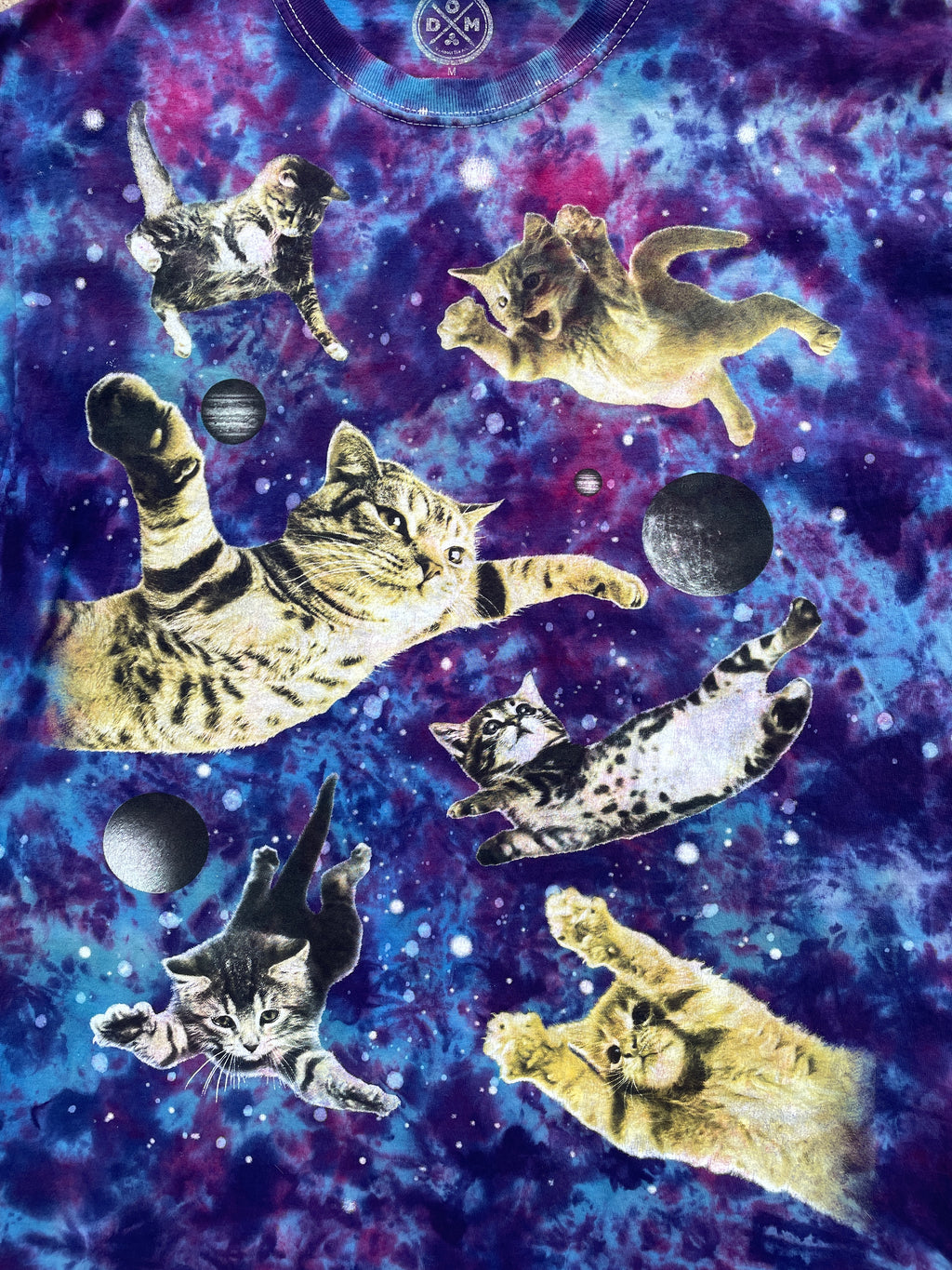 Cats in Space Blue and Purple Short Sleeve Galaxy Tie Dye T-Shirt | Men's Medium