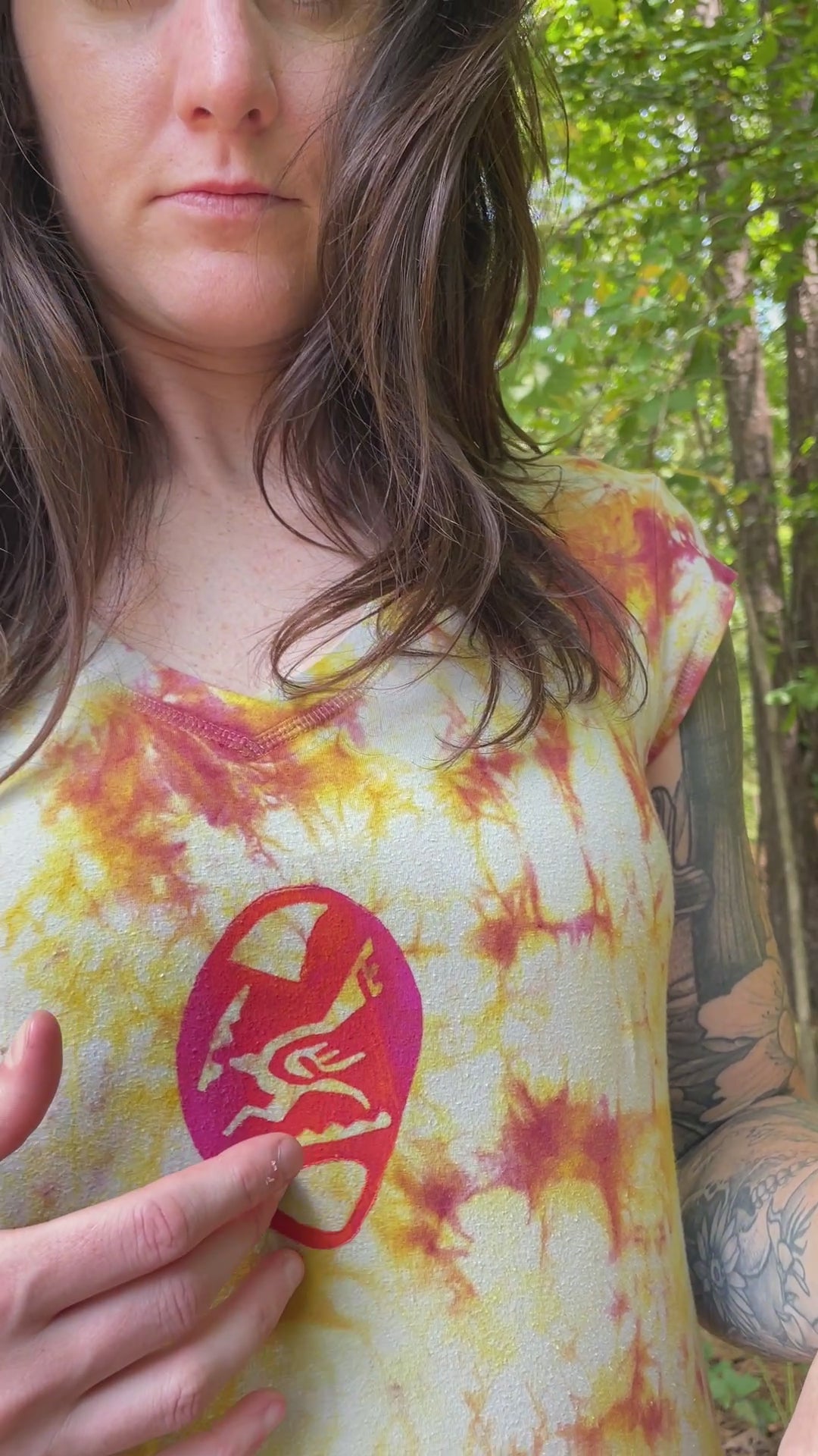 SMALL Women’s Patagonia Hooded Tie Dye Dress (WITH POCKETS!) | One-Of-a-Kind Upcycled Short Sleeve Dress with Roadrunner Block Print