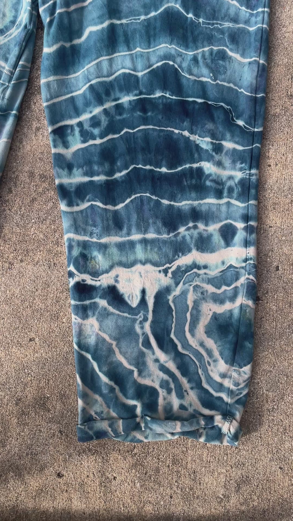 Blue Waves Tie Dye Jumpsuit | Women's Size Large/XL | Blue and White Geode Jumper