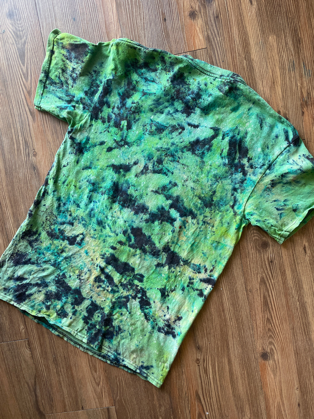 Medium Men’s Pikachu Handmade Tie Dye T-Shirt | Pokemon Tie Dye Short Sleeve