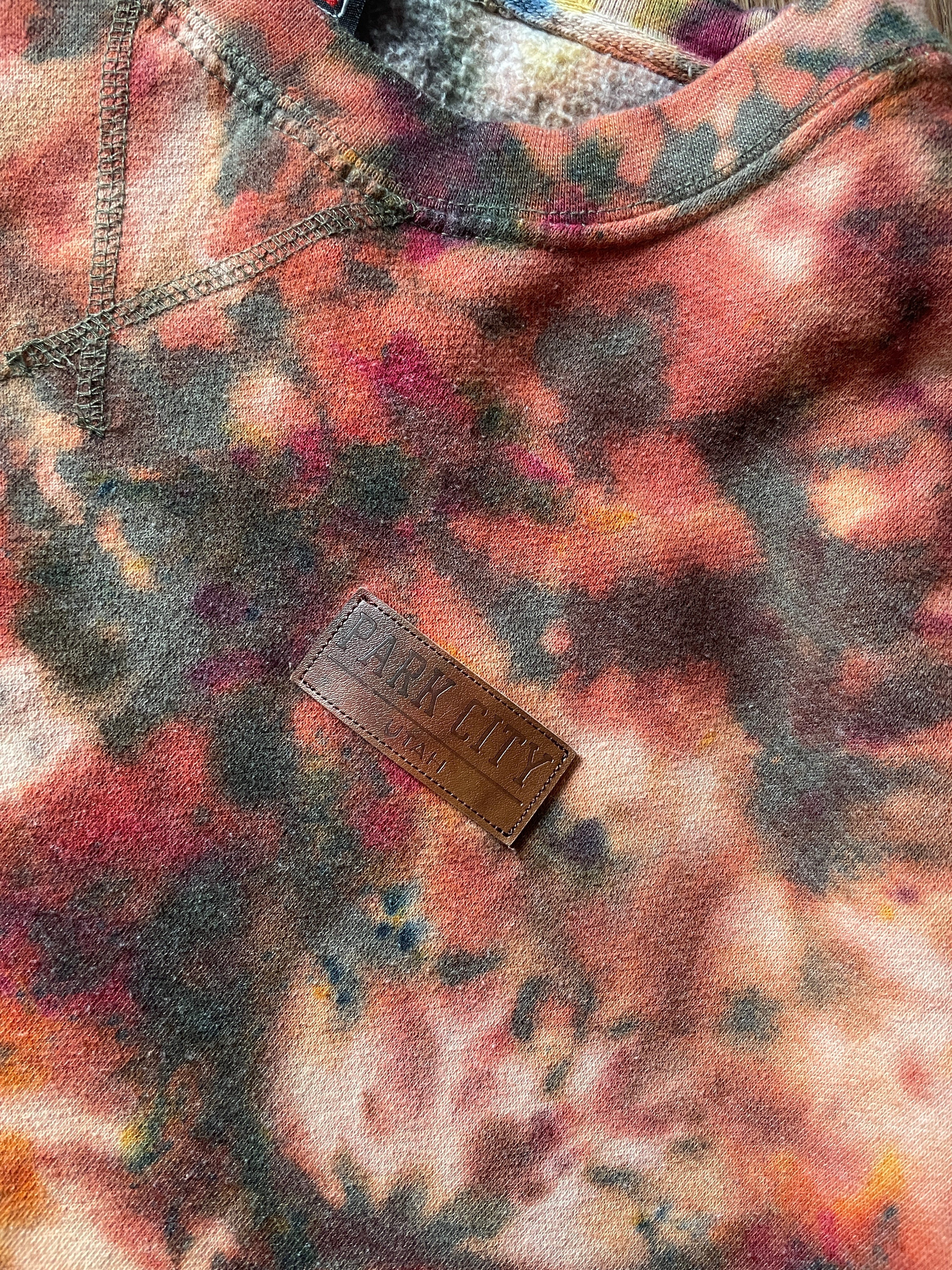 2XL Men’s Park City Utah Green and Brown Crumpled Handmade Tie Dye Sweatshirt