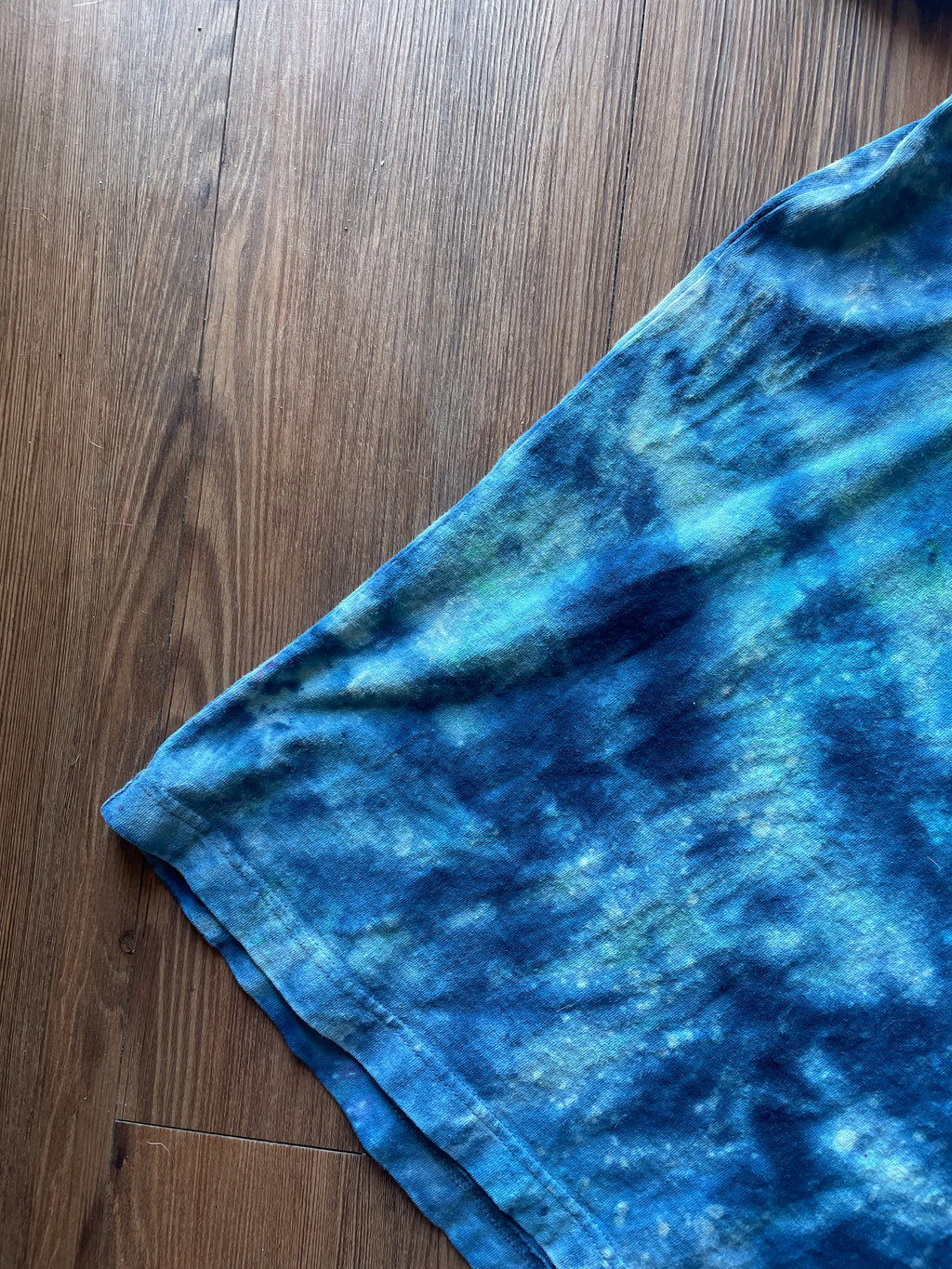 2XL Men’s Carhartt Galaxy Dyed Handmade Tie Dye T-Shirt | Shades of Blue Tie Dye Short Sleeve