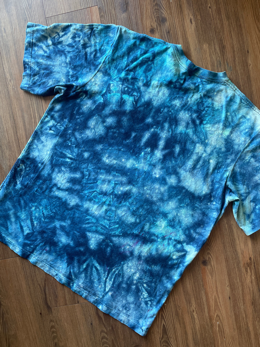 2XL Men’s Carhartt Galaxy Dyed Handmade Tie Dye T-Shirt | Shades of Blue Tie Dye Short Sleeve