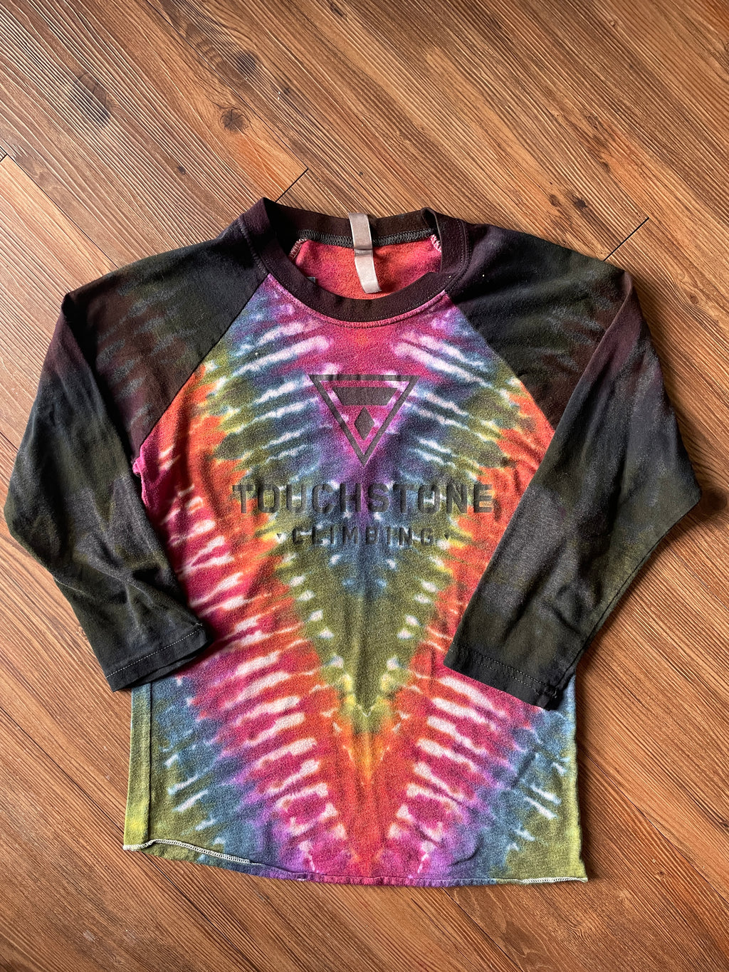 XS Women’s Crag to Crux Touchstone Climbing Handmade Tie Dye T-Shirt | Rainbow V-Pleated Baseball Tee