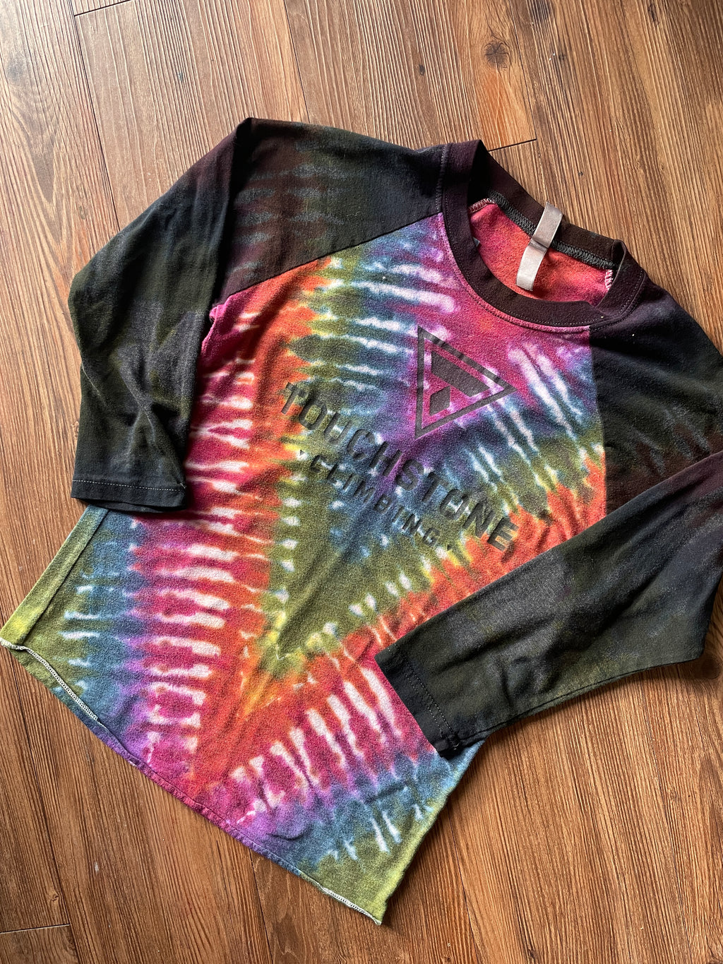 XS Women’s Crag to Crux Touchstone Climbing Handmade Tie Dye T-Shirt | Rainbow V-Pleated Baseball Tee