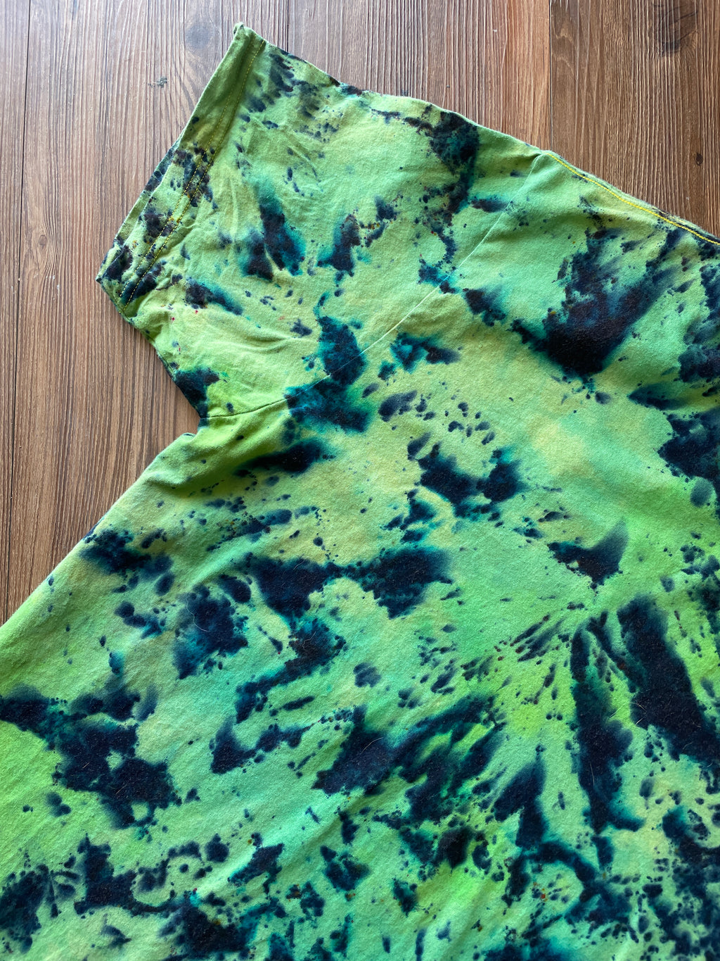 3XL Men’s Green Galaxy Dyed Handmade Tie Dye T-Shirt | Shades of Green American Apparel Tie Dye Short Sleeve