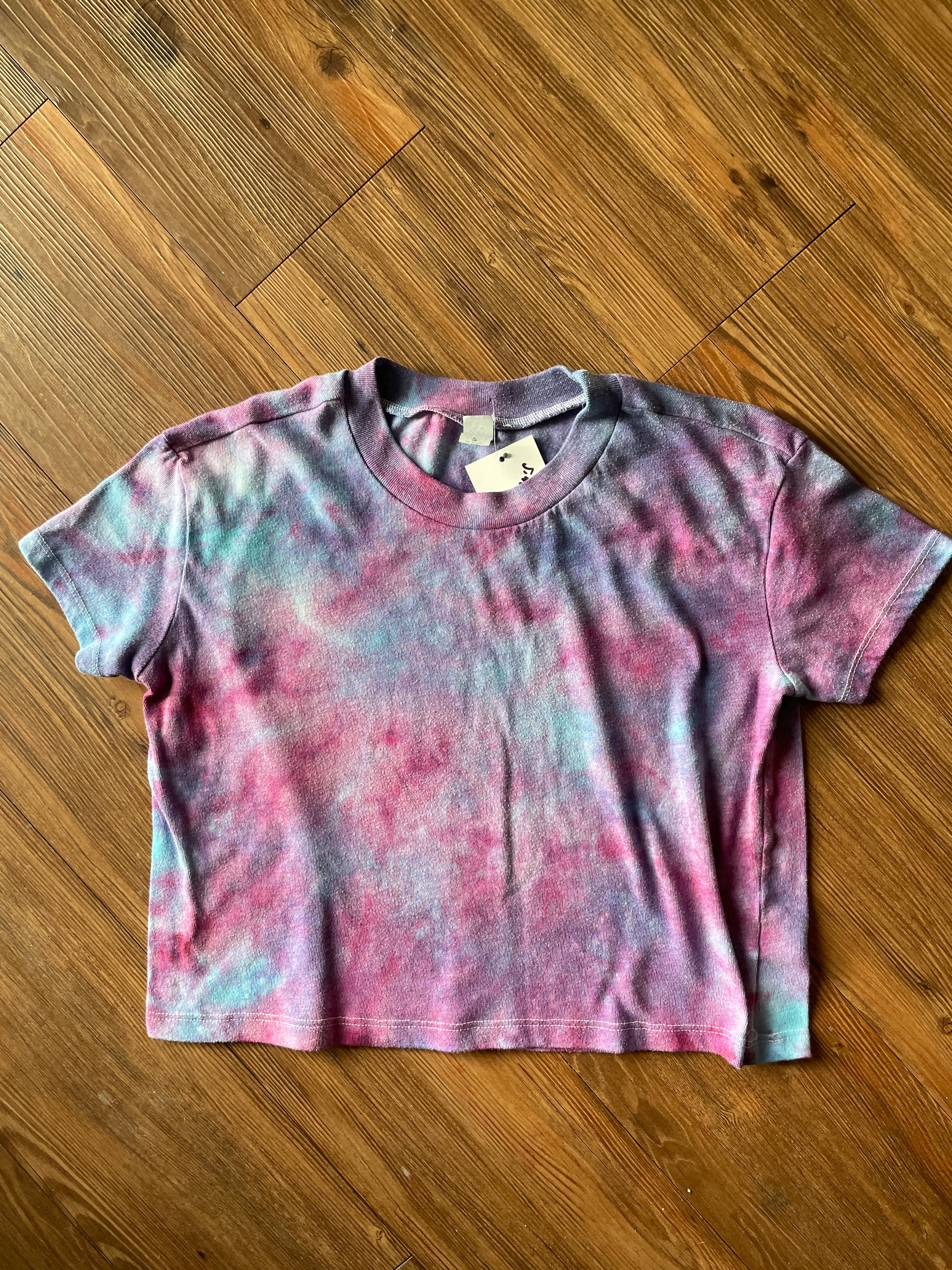 SMALL Women’s Galaxy Tie Dye Crop Top | Pastel Purple Ice Dye Short Sleeve Cropped T-Shirt