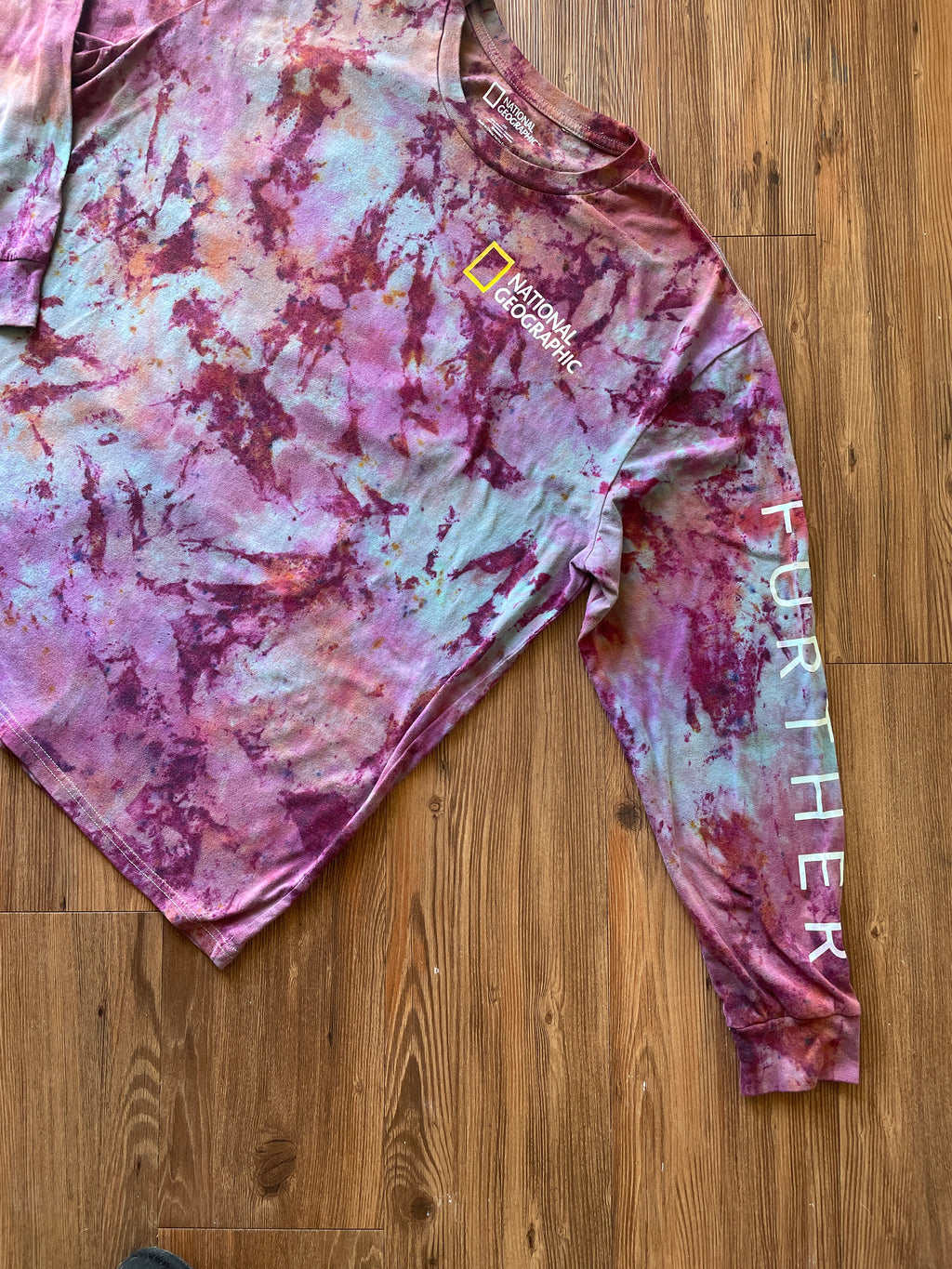 2XL Men’s Torres Del Paine Handmade Tie Dye T-Shirt | National Geographic Earth Tones Tie Dye Long Sleeve Sleeve