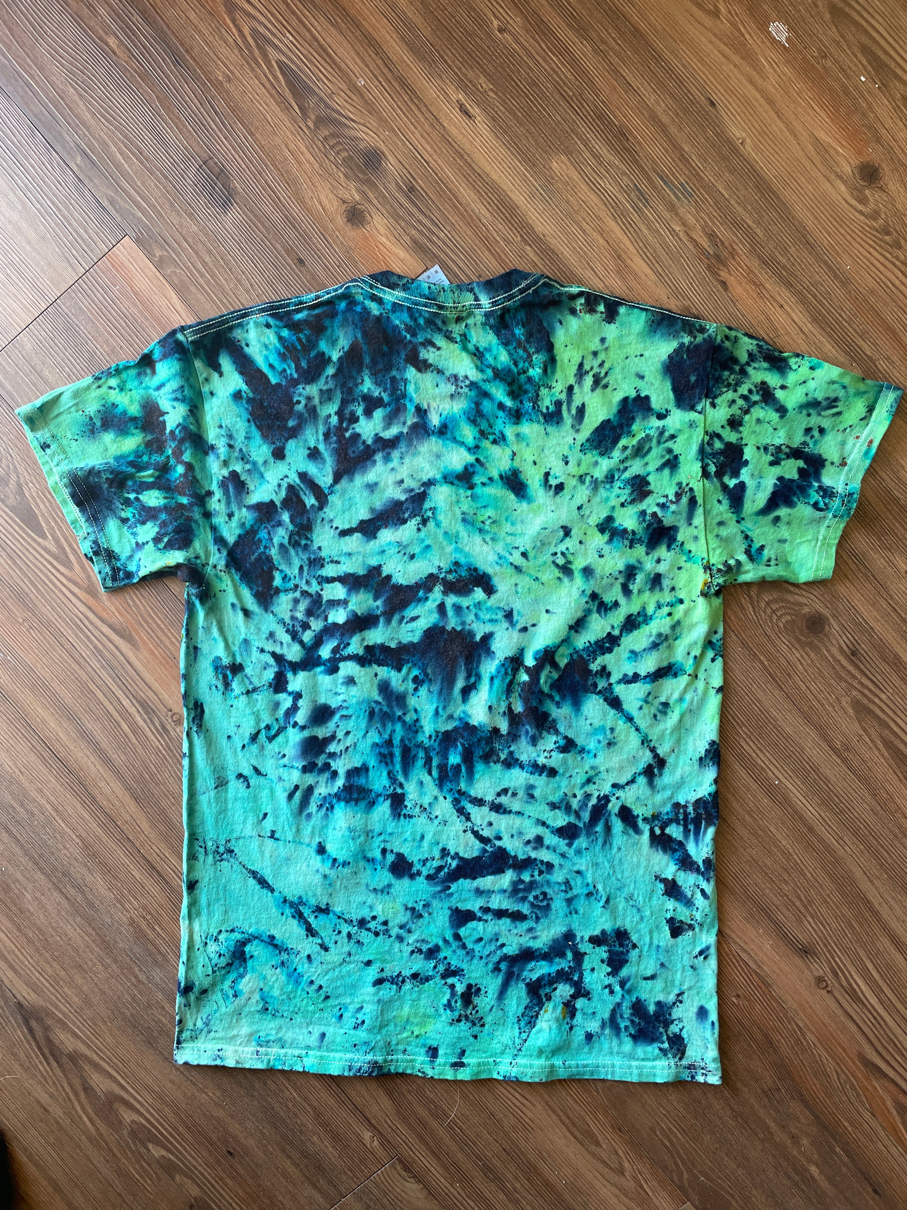 Medium Men’s Green Galaxy Dyed Handmade Tie Dye T-Shirt | Shades of Green Tie Dye Short Sleeve