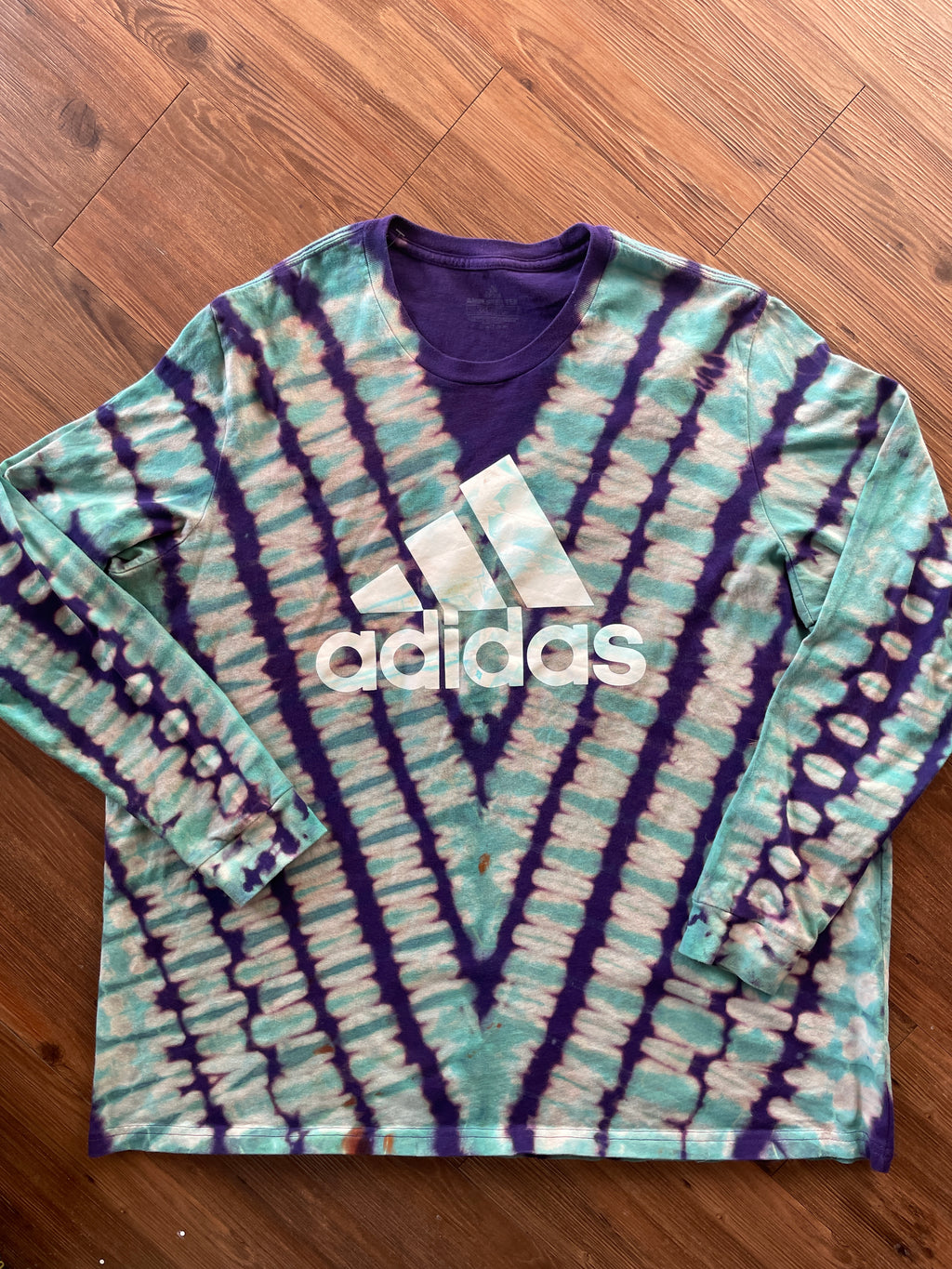 3XL Men’s adidas Handmade Reverse Tie Dye Long Sleeve T-Shirt | Purple and Teal V-Pleated Long Sleeve