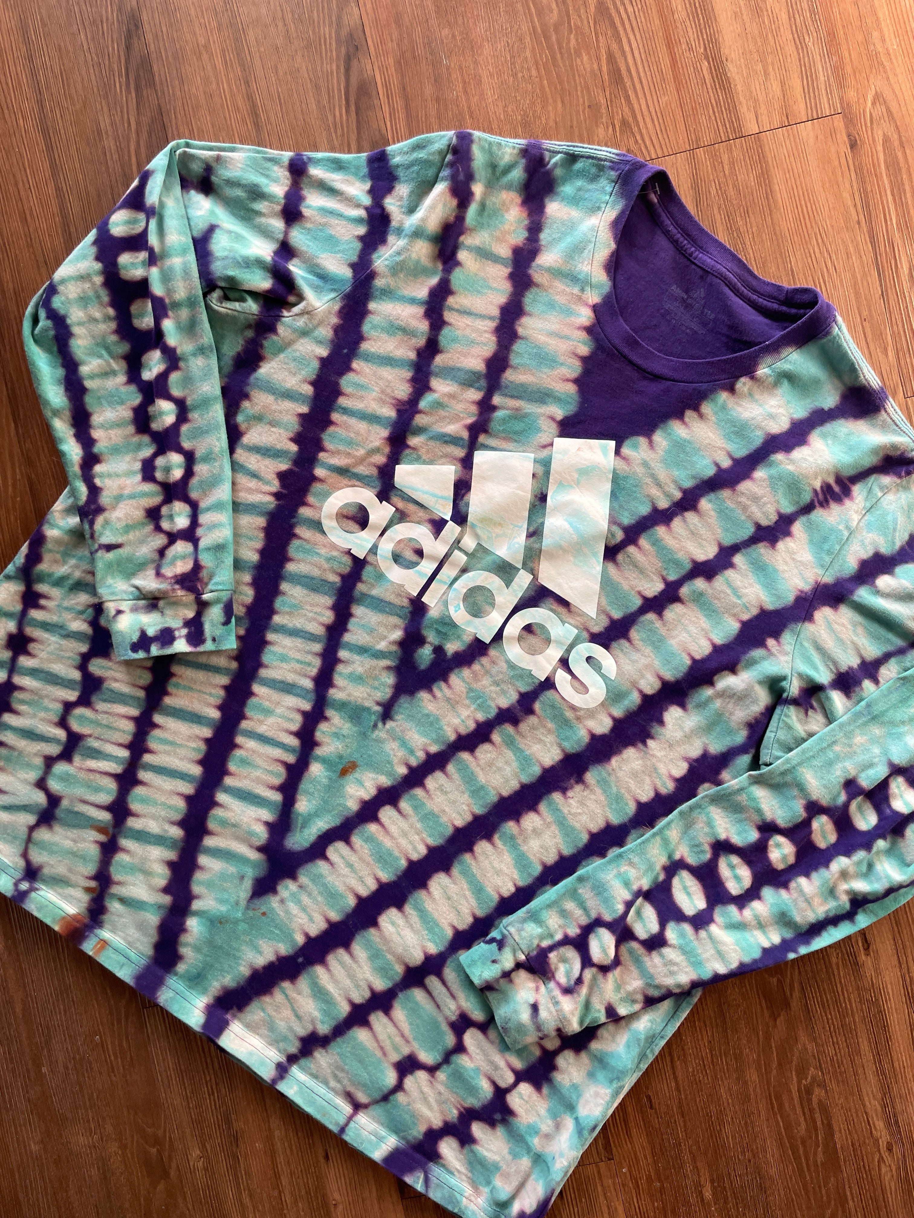 3XL Men’s adidas Handmade Reverse Tie Dye Long Sleeve T-Shirt | Purple and Teal V-Pleated Long Sleeve