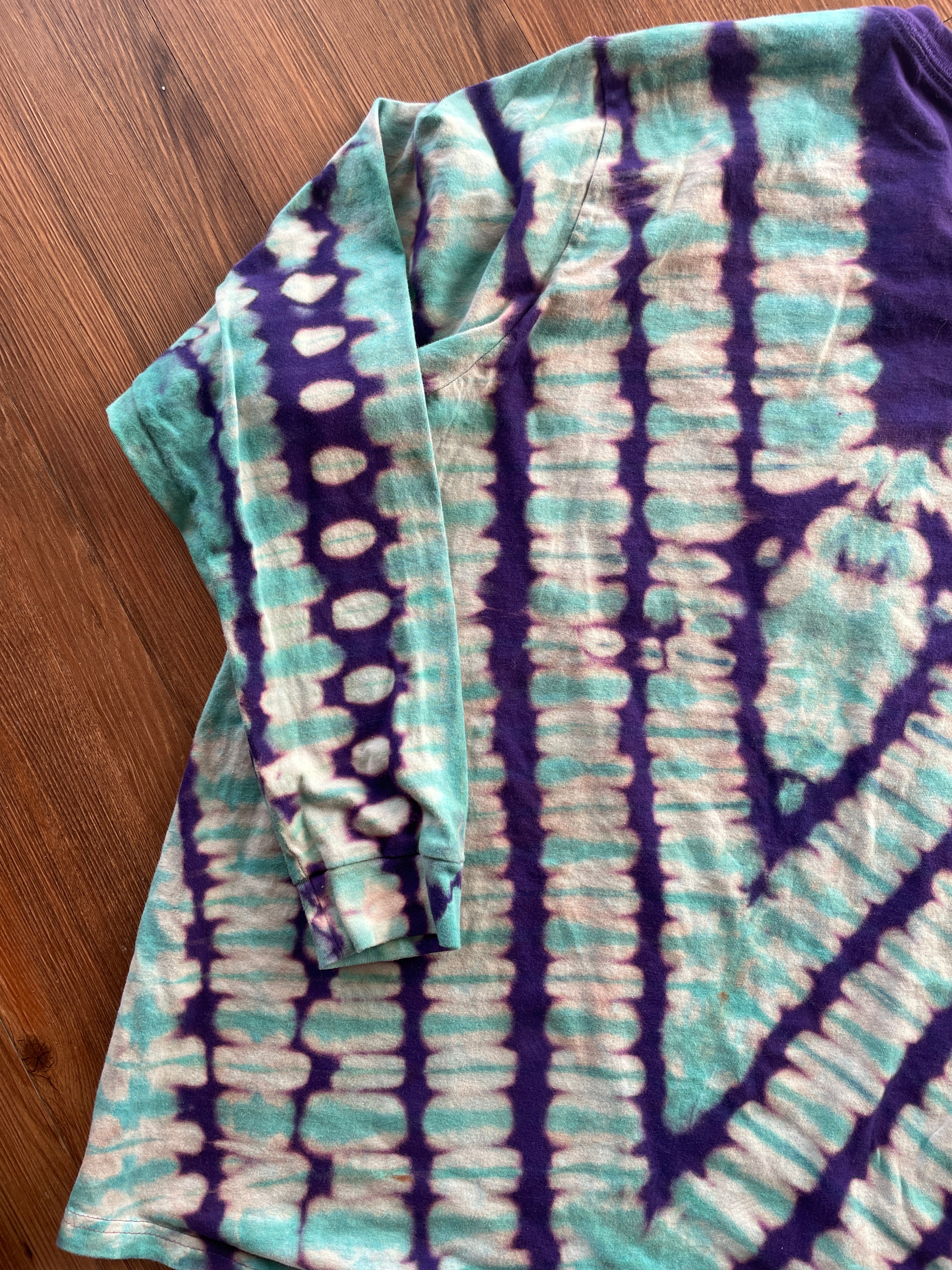 3XL Men’s adidas Handmade Reverse Tie Dye Long Sleeve T-Shirt | Purple and Teal V-Pleated Long Sleeve