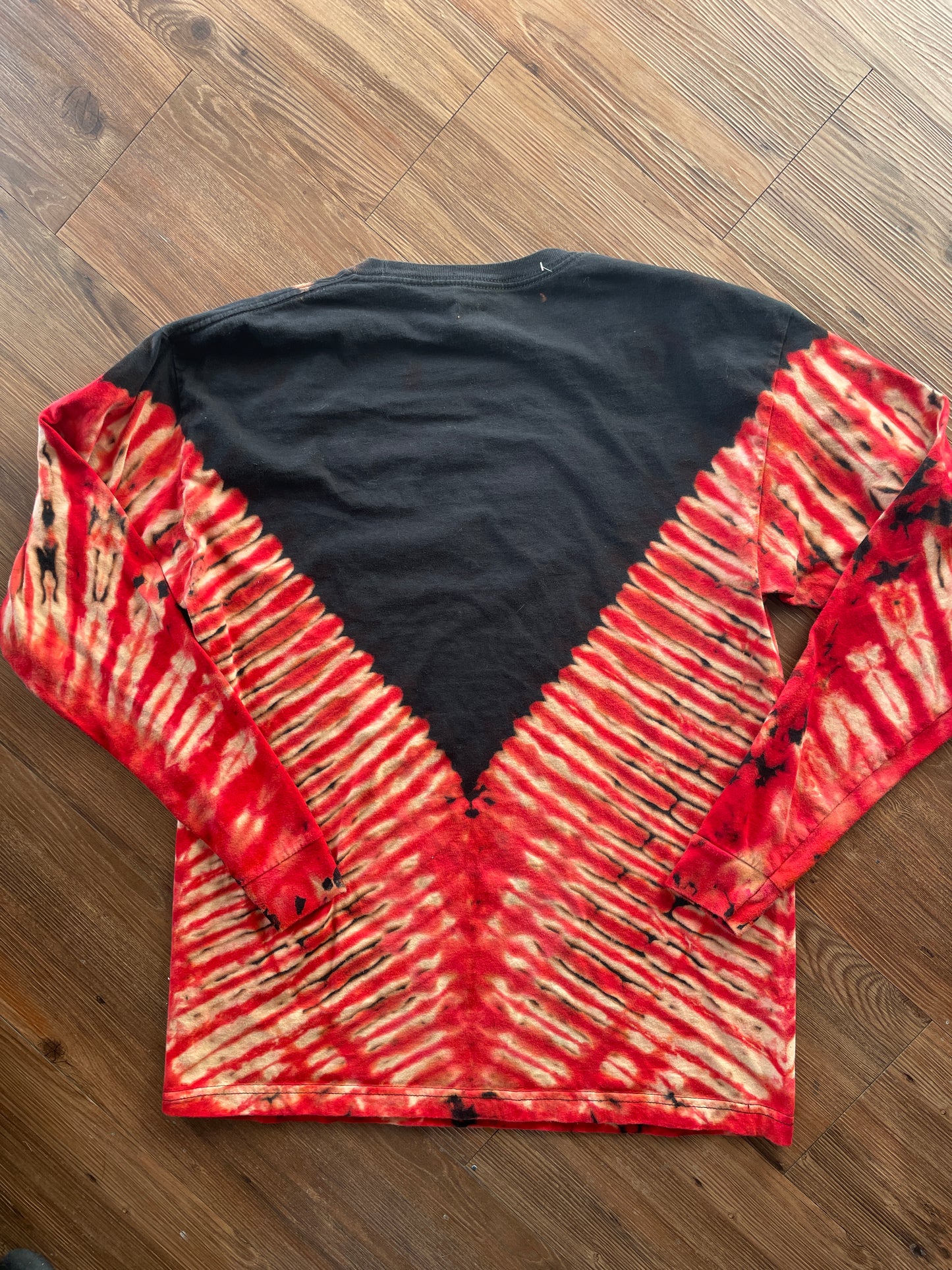 LARGE Men’s Utah Utes Handmade Reverse Tie Dye Long Sleeve T-Shirt | Red and Black V-Pleated Long Sleeve Tee