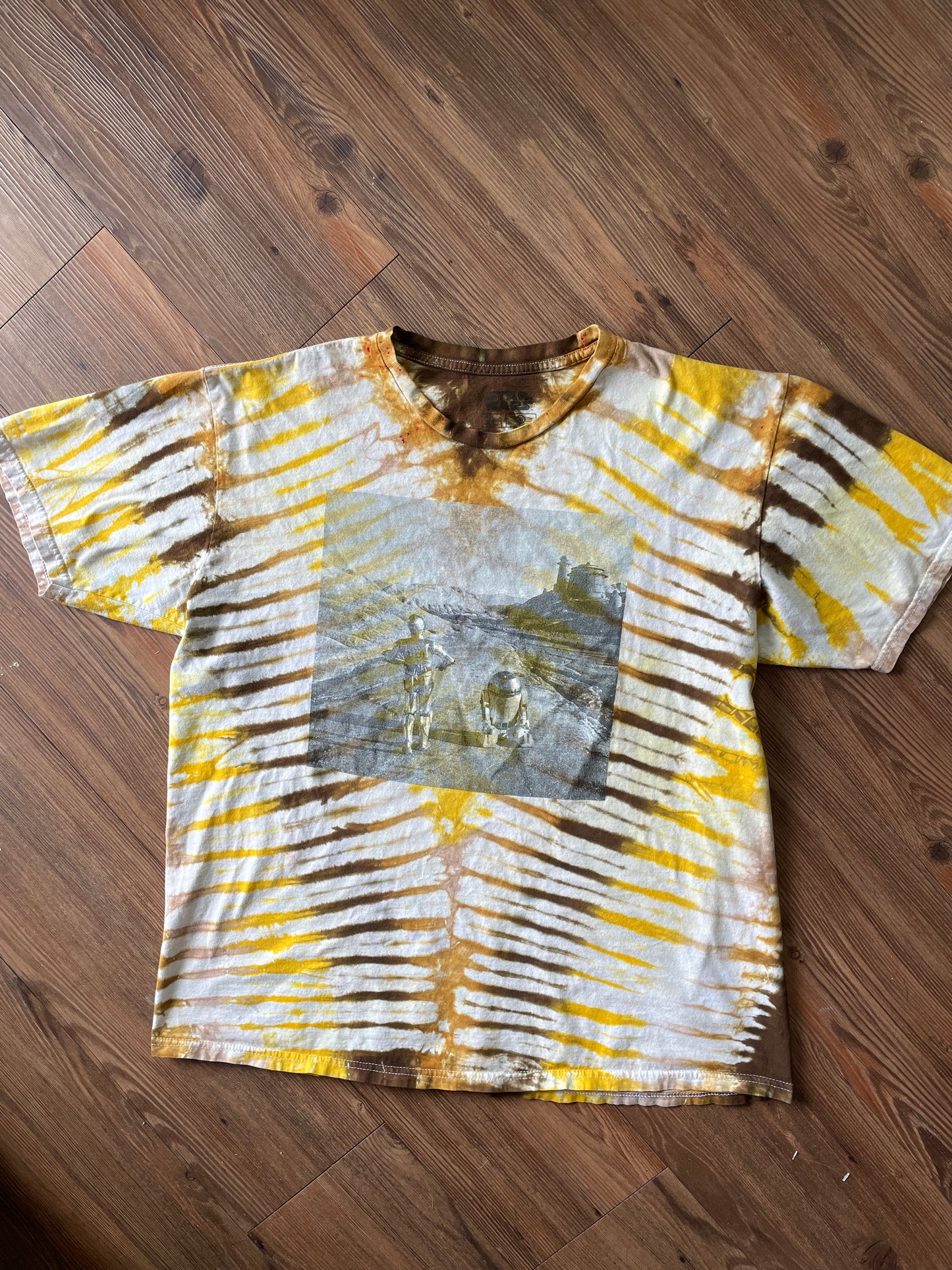 XL Men’s R2-D2 and C3PO Tattooine Handmade Tie Dye T-Shirt | Star Wars Yellow and Brown Short Sleeve