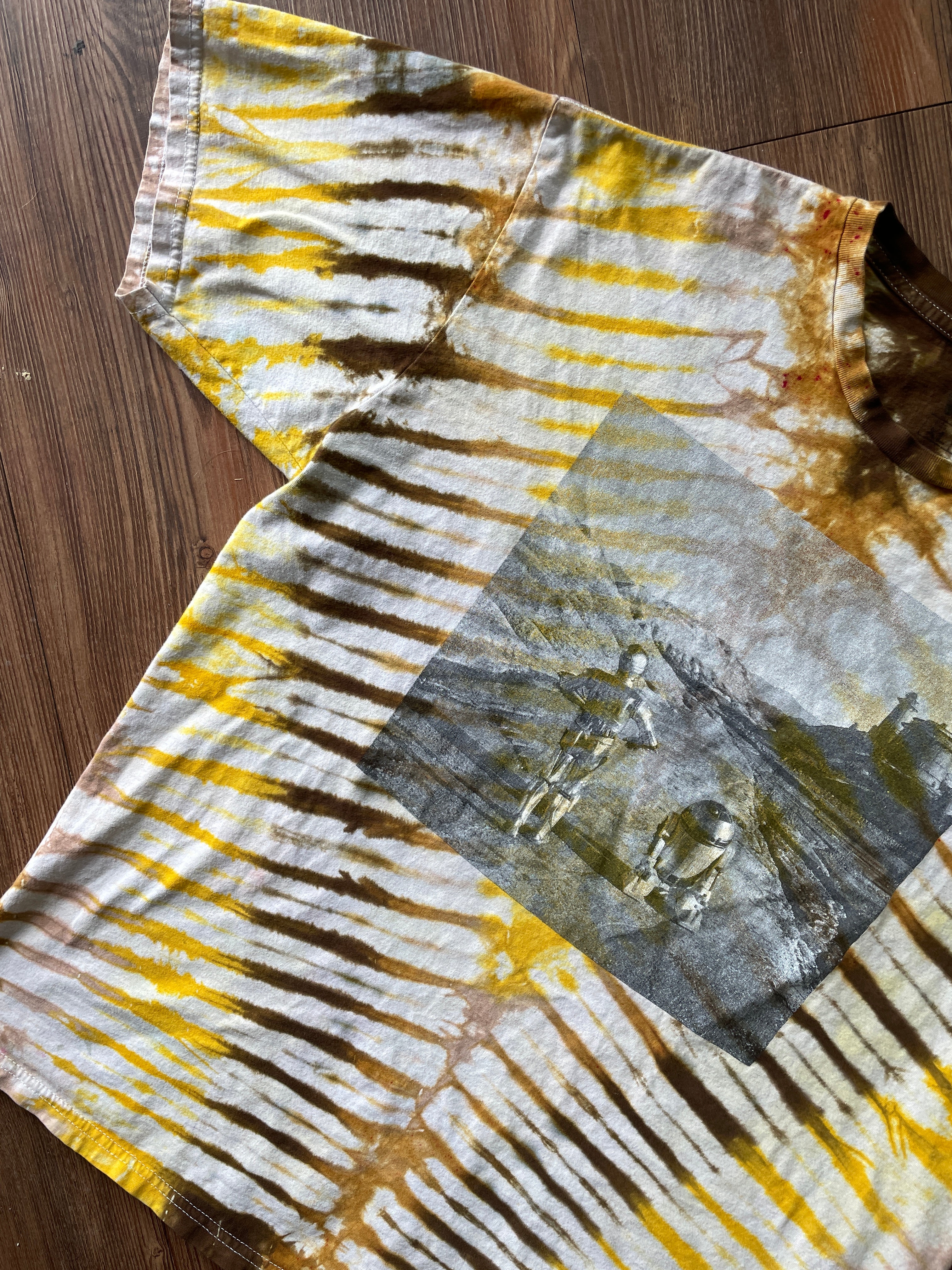 XL Men’s R2-D2 and C3PO Tattooine Handmade Tie Dye T-Shirt | Star Wars Yellow and Brown Short Sleeve