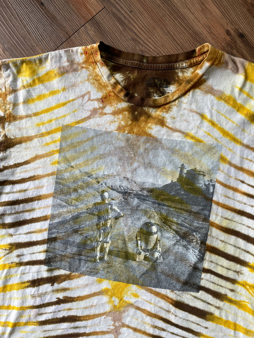 XL Men’s R2-D2 and C3PO Tattooine Handmade Tie Dye T-Shirt | Star Wars Yellow and Brown Short Sleeve
