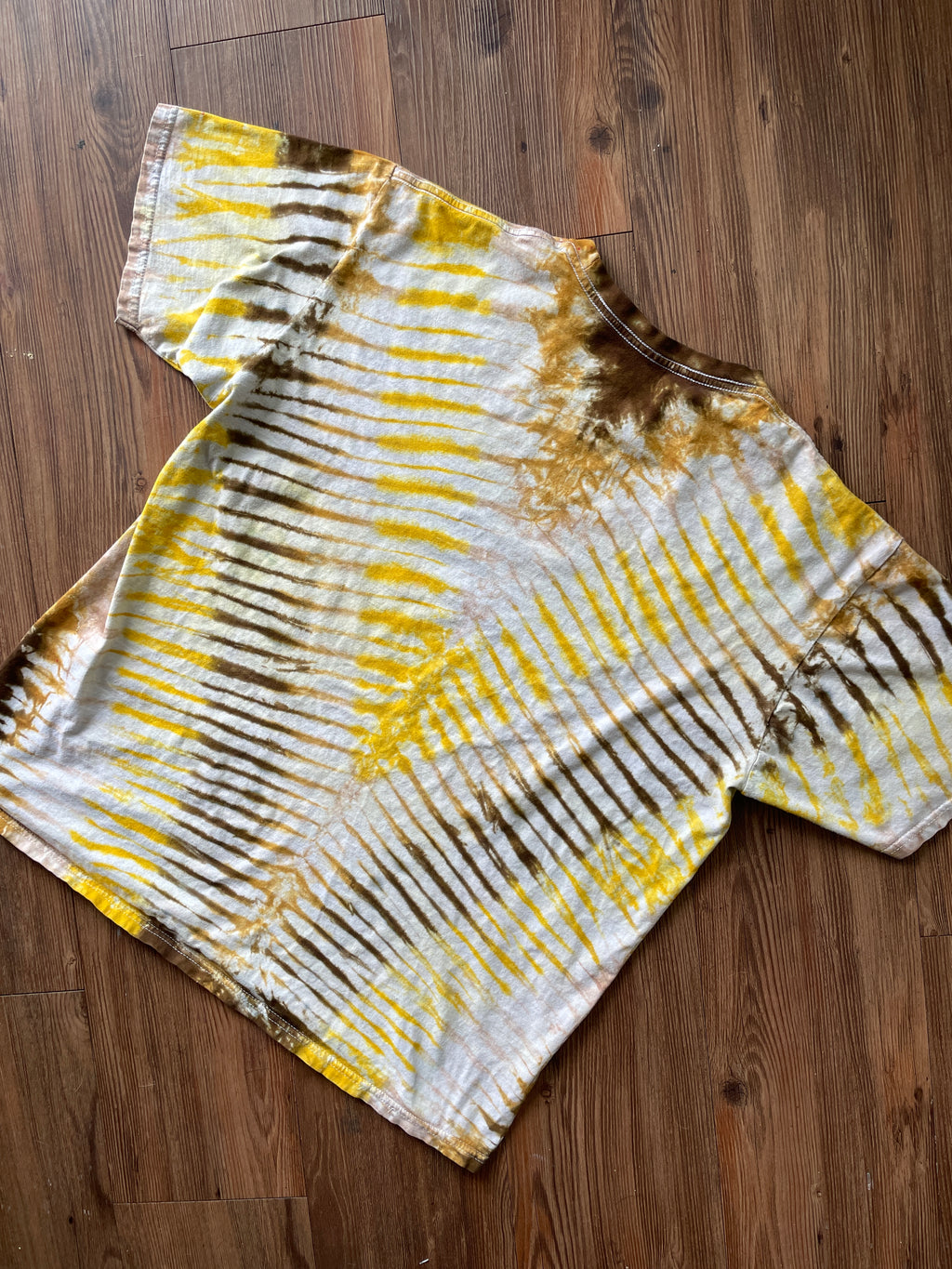 XL Men’s R2-D2 and C3PO Tattooine Handmade Tie Dye T-Shirt | Star Wars Yellow and Brown Short Sleeve