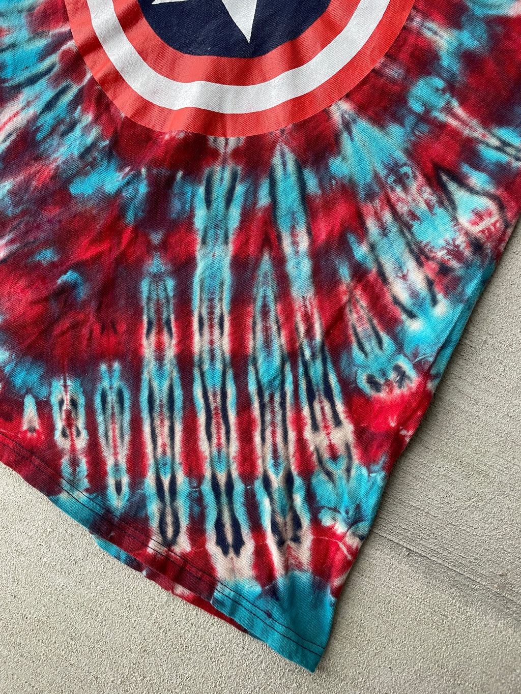 XL Men’s Captain America Handmade Tie Dye T-Shirt | Marvel Red, White, and Blue Reverse Tie Dye Short Sleeve