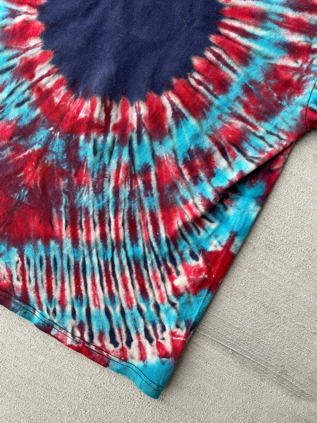 XL Men’s Captain America Handmade Tie Dye T-Shirt | Marvel Red, White, and Blue Reverse Tie Dye Short Sleeve