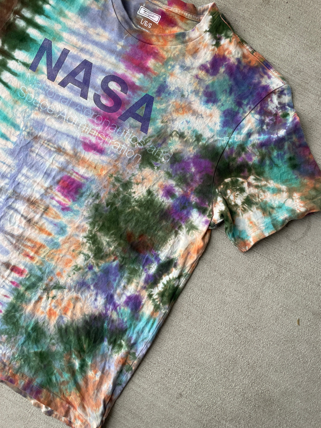 Large Men’s NASA Earth Tones Handmade Tie Dye T-Shirt | Brown and Green Reverse Tie Dye Short Sleeve