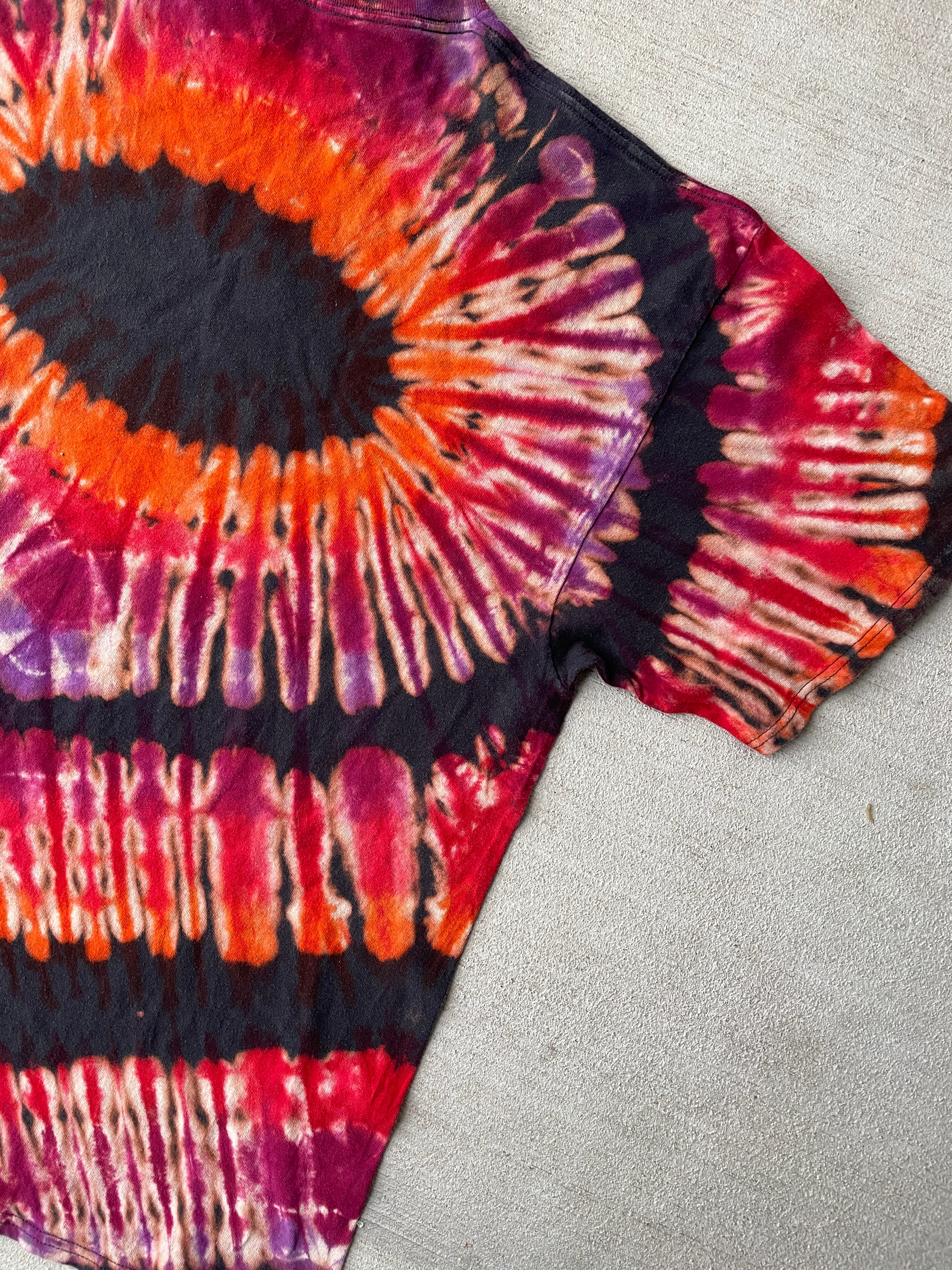 2XL Men’s Batman Handmade Tie Dye T-Shirt | Black and Red Reverse Tie Dye Short Sleeve