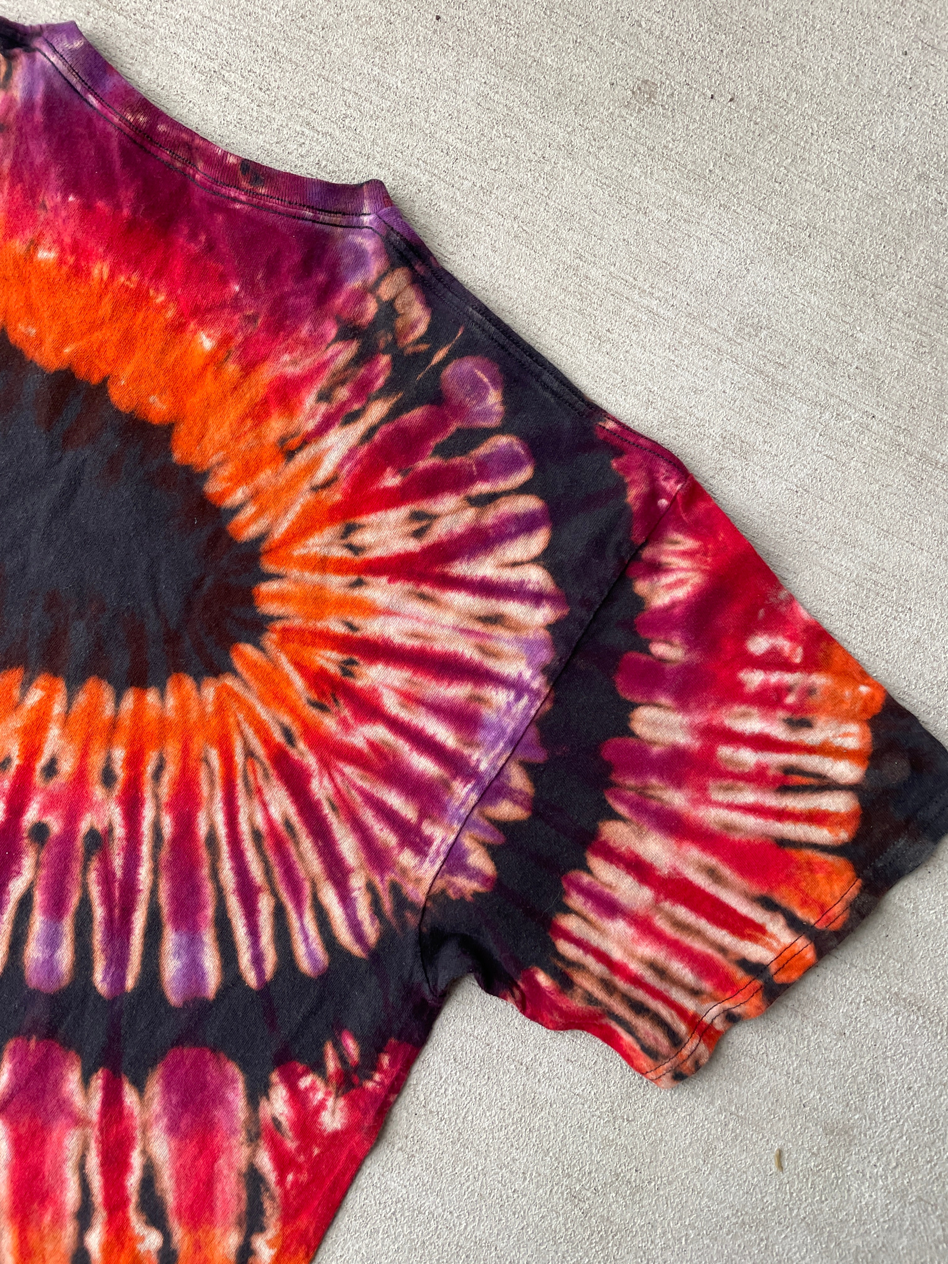 2XL Men’s Batman Handmade Tie Dye T-Shirt | Black and Red Reverse Tie Dye Short Sleeve