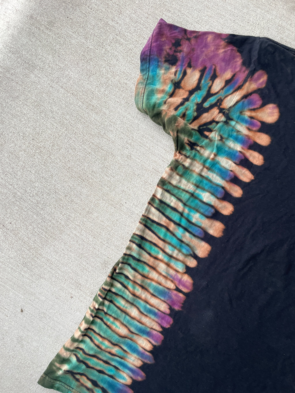 XL Men’s Star Wars Diagrams Handmade Tie Dye T-Shirt | Black and Blue Reverse Tie Dye Short Sleeve