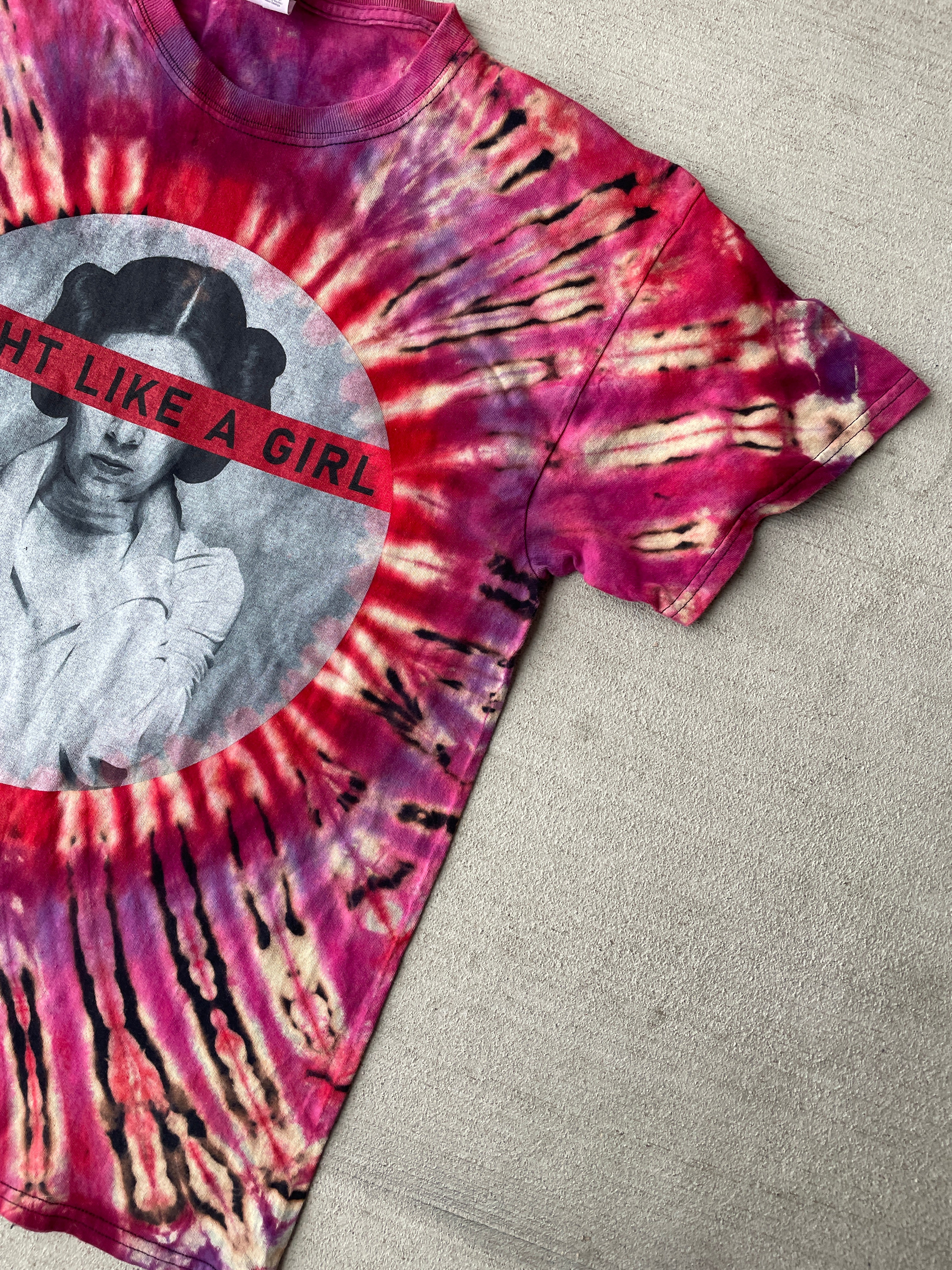 Large Men’s Princess Leia Fight Like a Girl Handmade Tie Dye T-Shirt | Star Wars Reverse Tie Dye Short Sleeve