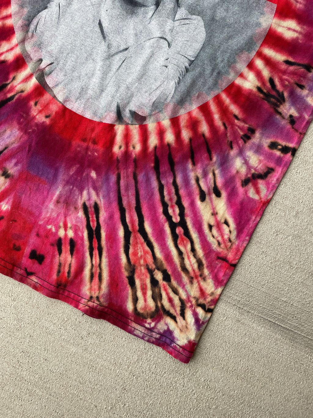 Large Men’s Princess Leia Fight Like a Girl Handmade Tie Dye T-Shirt | Star Wars Reverse Tie Dye Short Sleeve