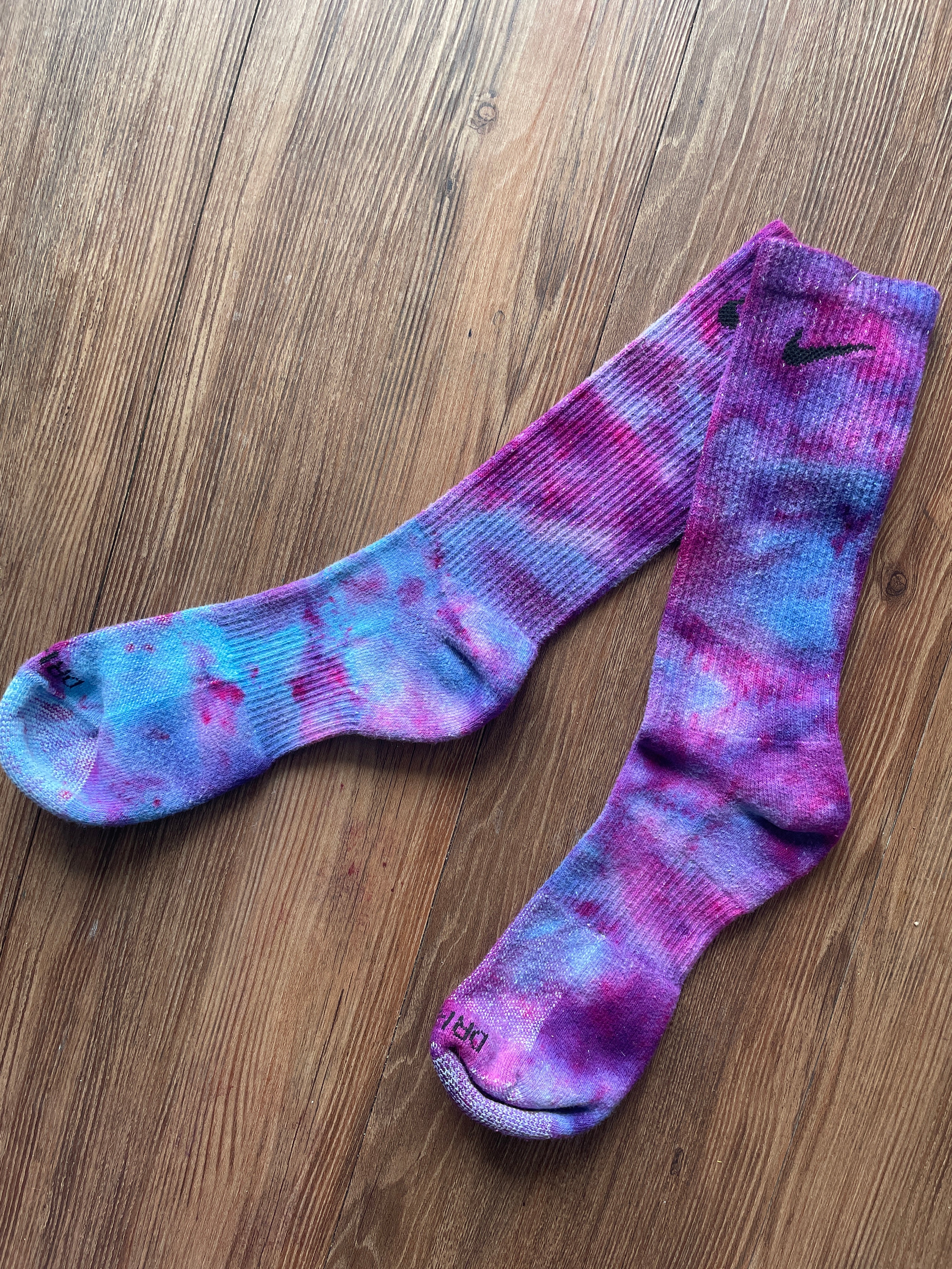 Galaxy Dye Nike Dri-FIT Everyday Plus Training Socks - Size Large (Men's 8-12/Women's 10+)