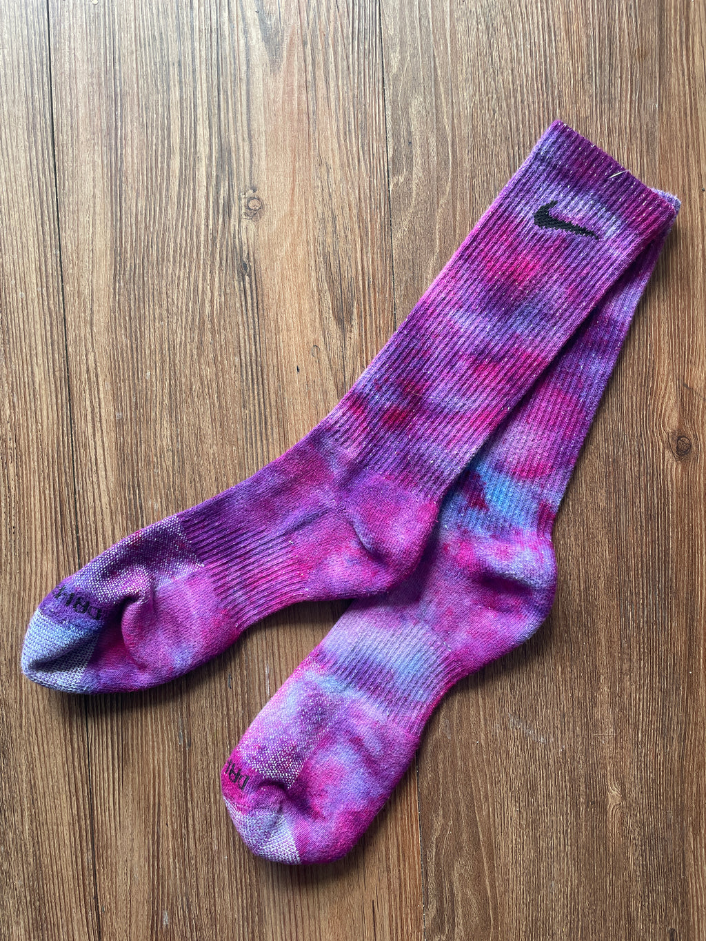 Galaxy Dye Nike Dri-FIT Everyday Plus Training Socks - Size Large (Men's 8-12/Women's 10+)