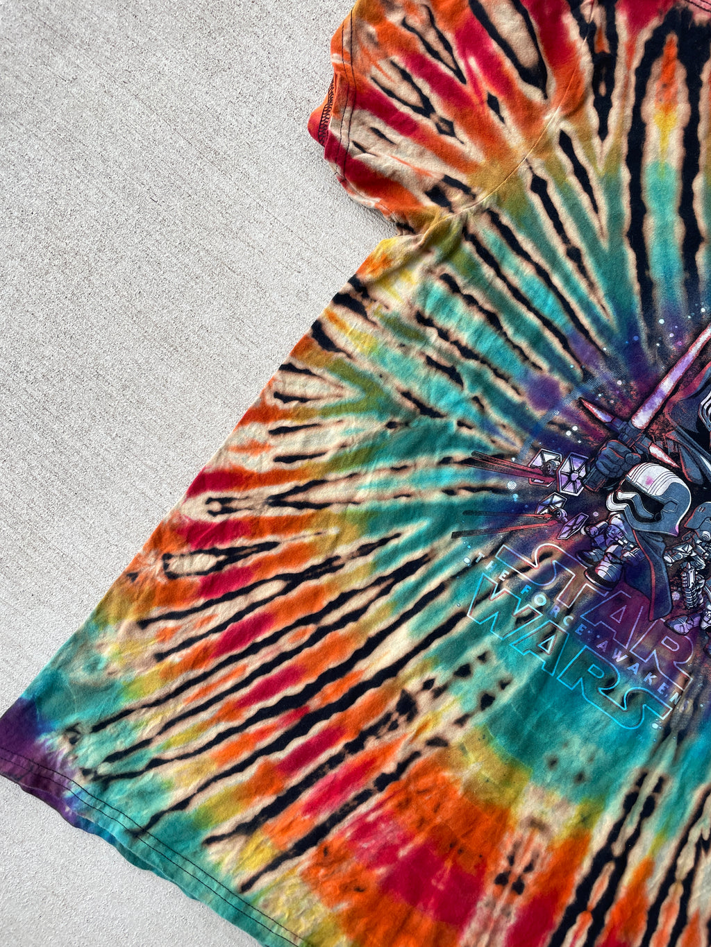 XL Men’s The Force Awakens Handmade Tie Dye T-Shirt | Star  Wars Rainbow Reverse Tie Dye Short Sleeve