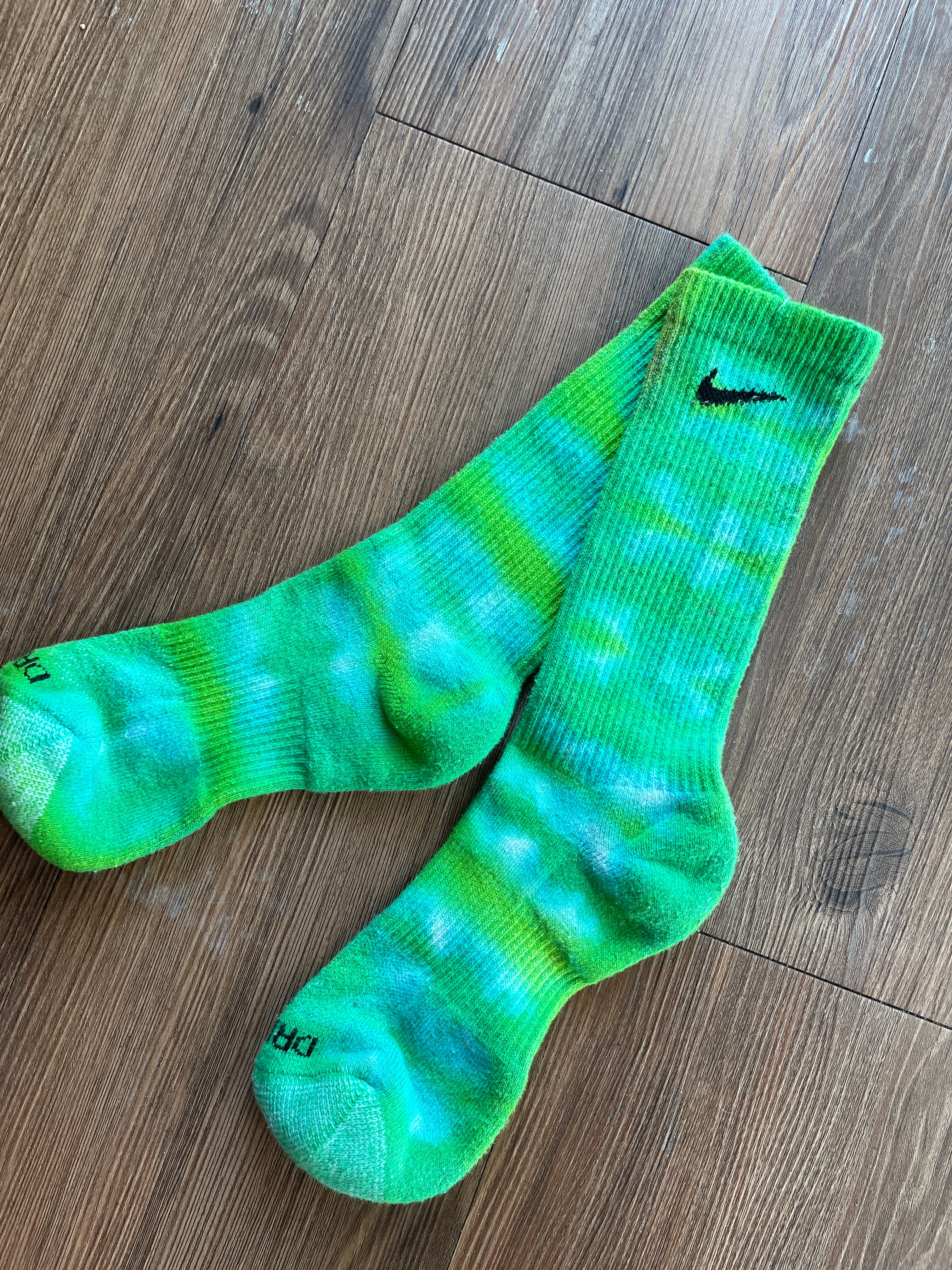 Shades of Green Tie Dye Nike Dri-FIT Everyday Plus Training Socks - Size Medium (Men's 6-8/Women's 7-10)
