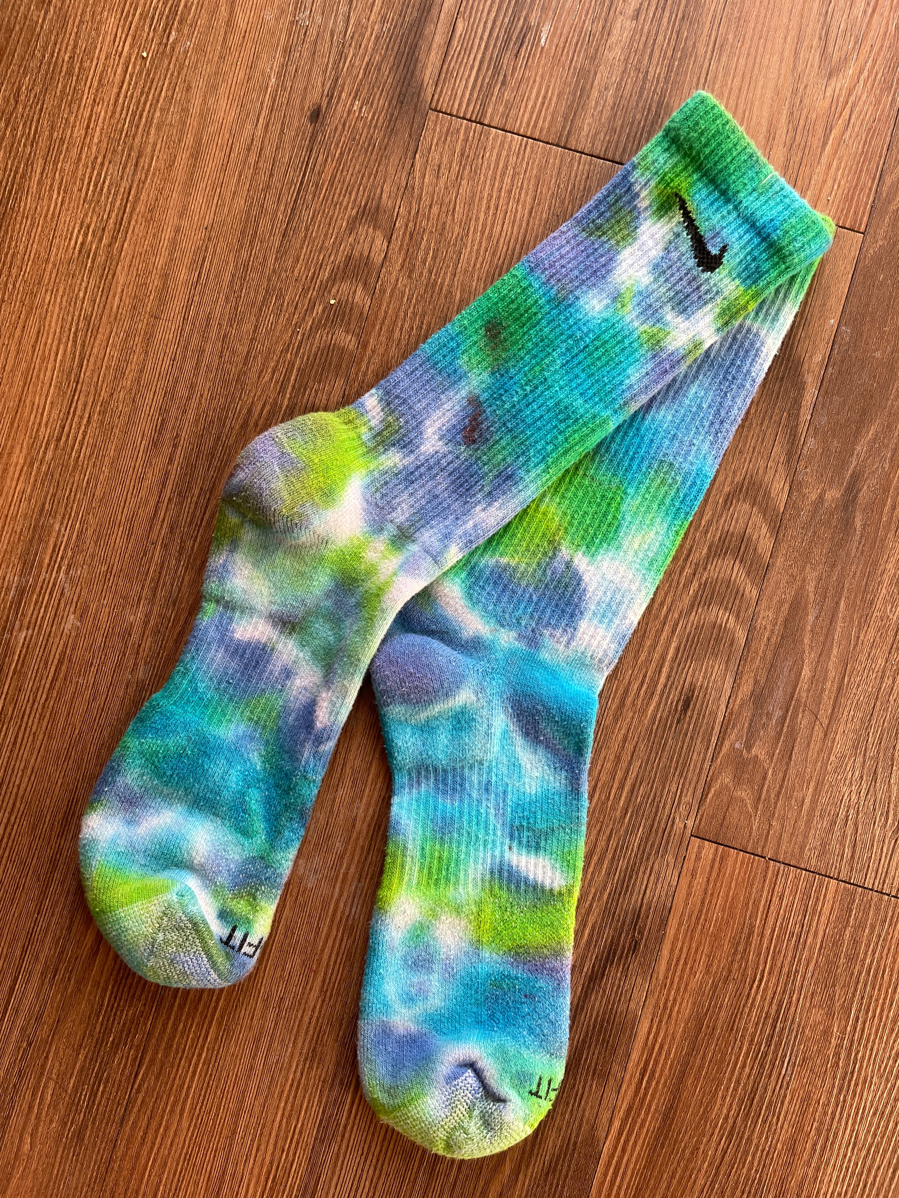 Blue and Green Dye Nike Dri-FIT Everyday Plus Training Socks - Size Large (Men's 8-12/Women's 10+)