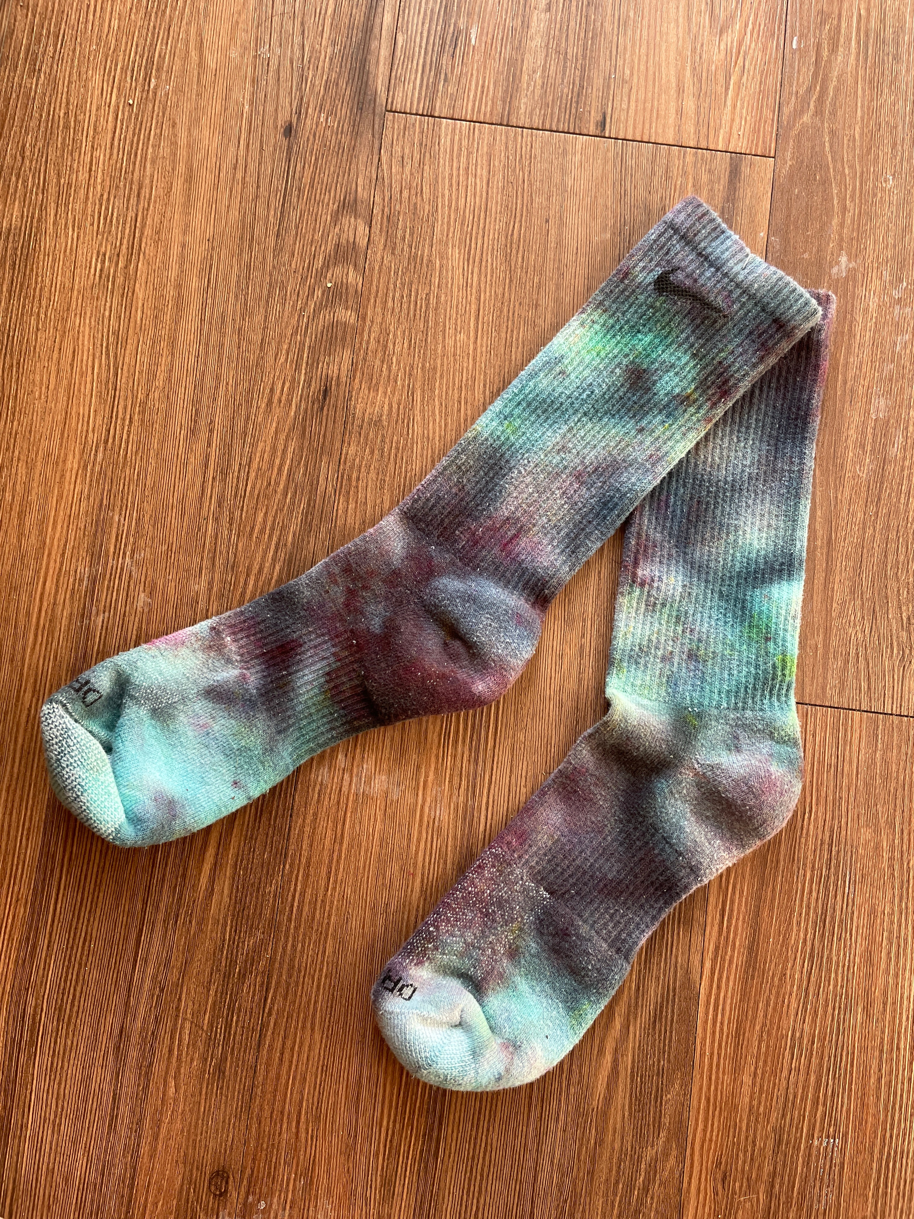 Teal and Black Galaxy Tie Dye Nike Dri-FIT Everyday Plus Training Socks - Size Large (Men's 8-12/Women's 10+)