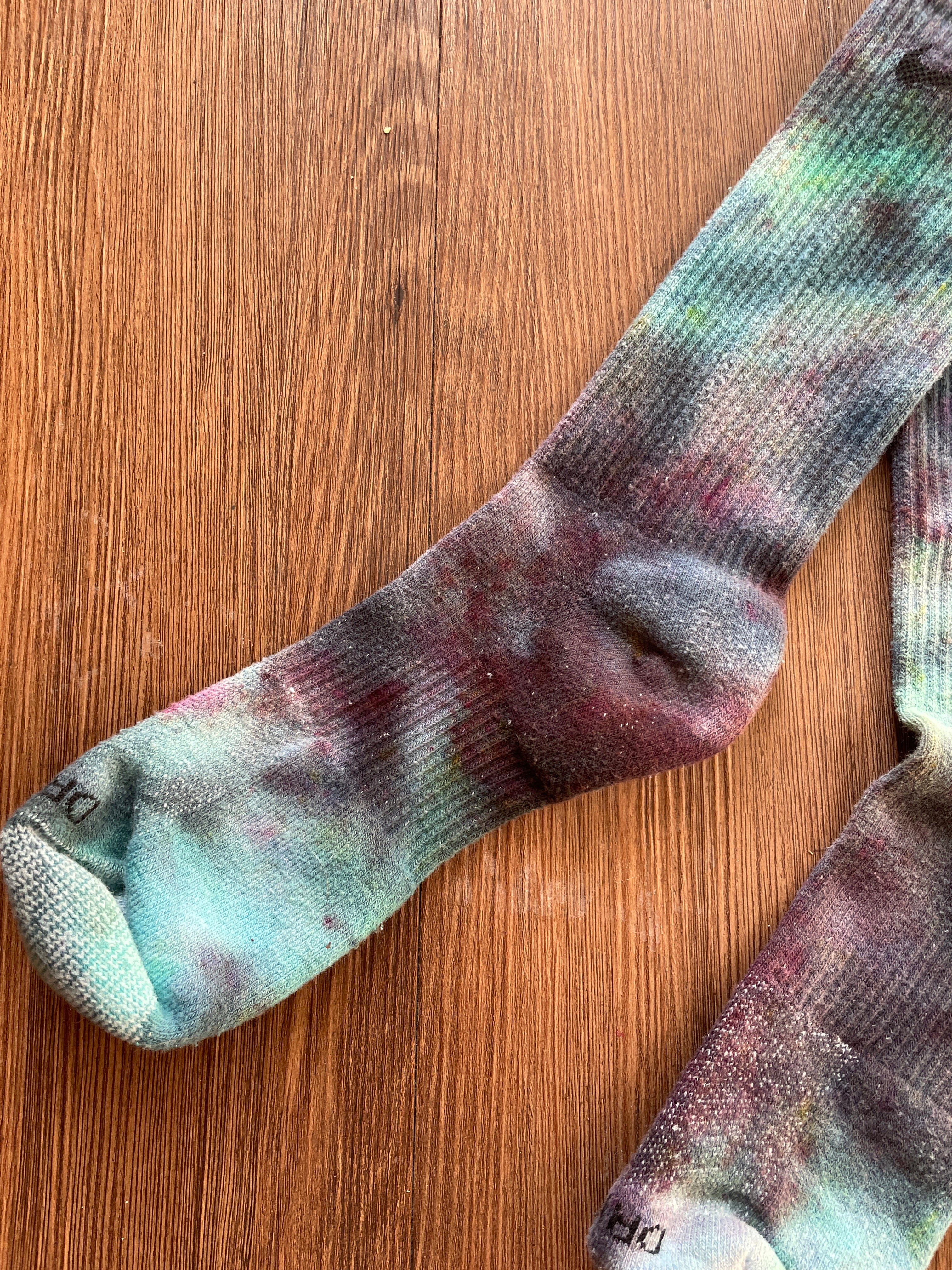 Teal and Black Galaxy Tie Dye Nike Dri-FIT Everyday Plus Training Socks - Size Large (Men's 8-12/Women's 10+)