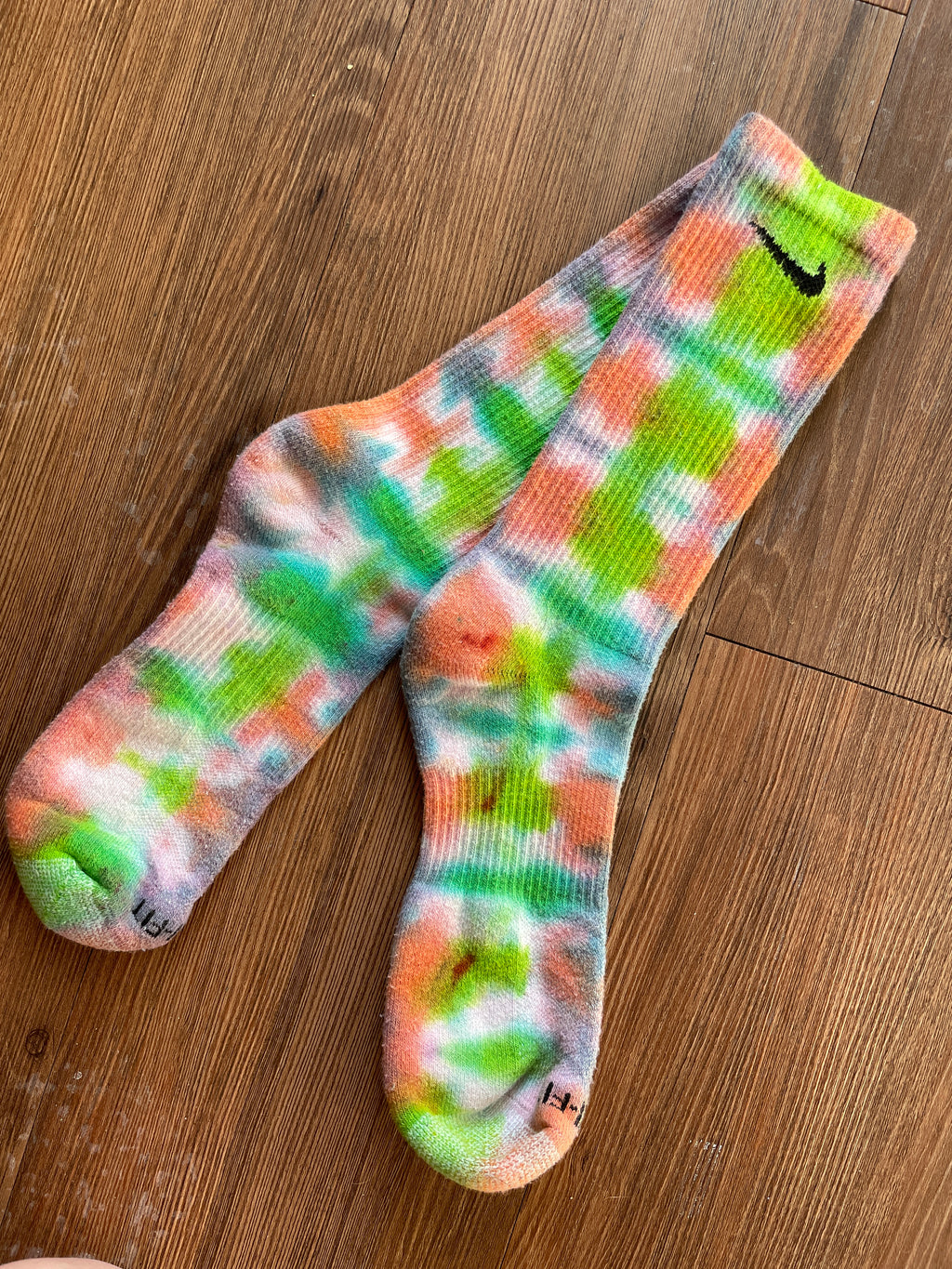 Blue, Green, and Orange Tie Dye Nike Dri-FIT Everyday Plus Training Socks - Size Large (Men's 8-12/Women's 10+)