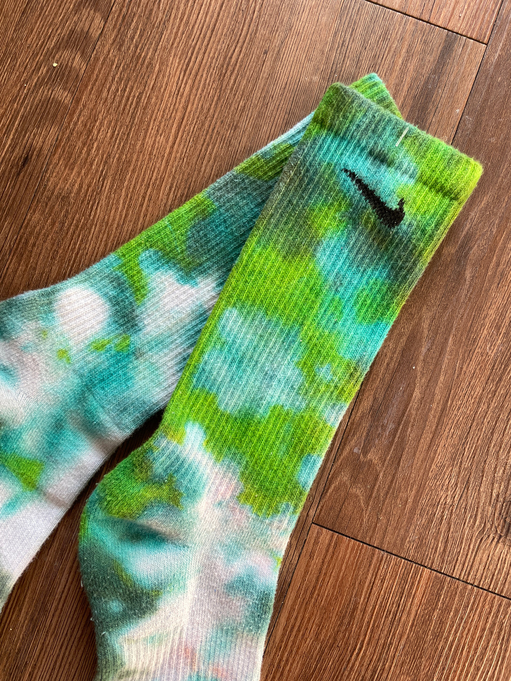 Shades of Green Tie Dye Nike Dri-FIT Everyday Plus Training Socks - Size Large (Men's 8-12/Women's 10+)