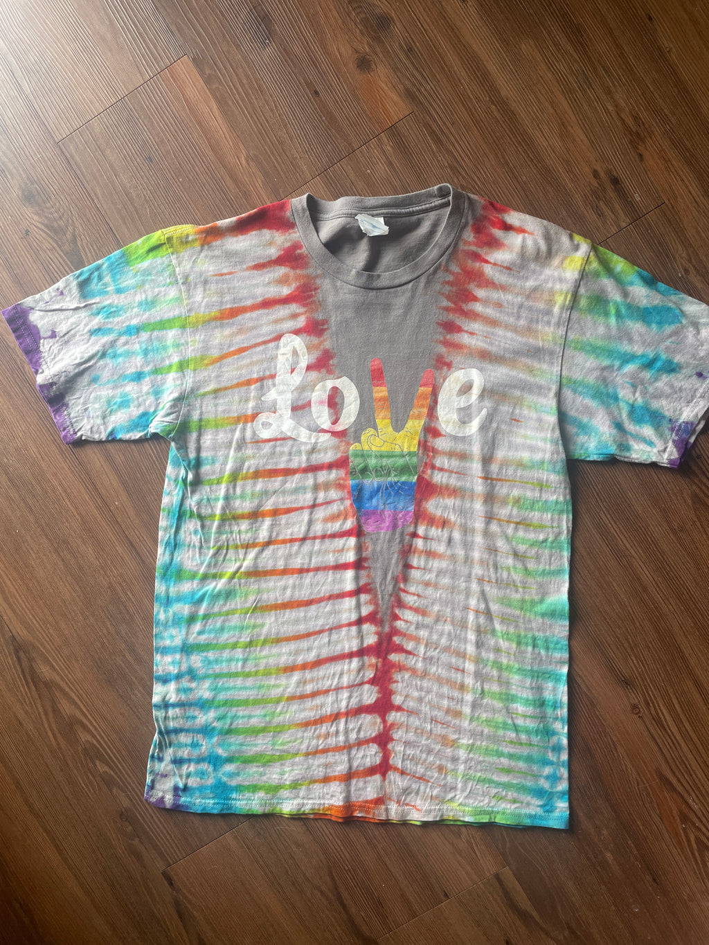 Medium Men’s Peace Love PRIDE Handmade Tie Dye T-Shirt | Gray Rainbow V-Pleated Tie Dye Short Sleeve