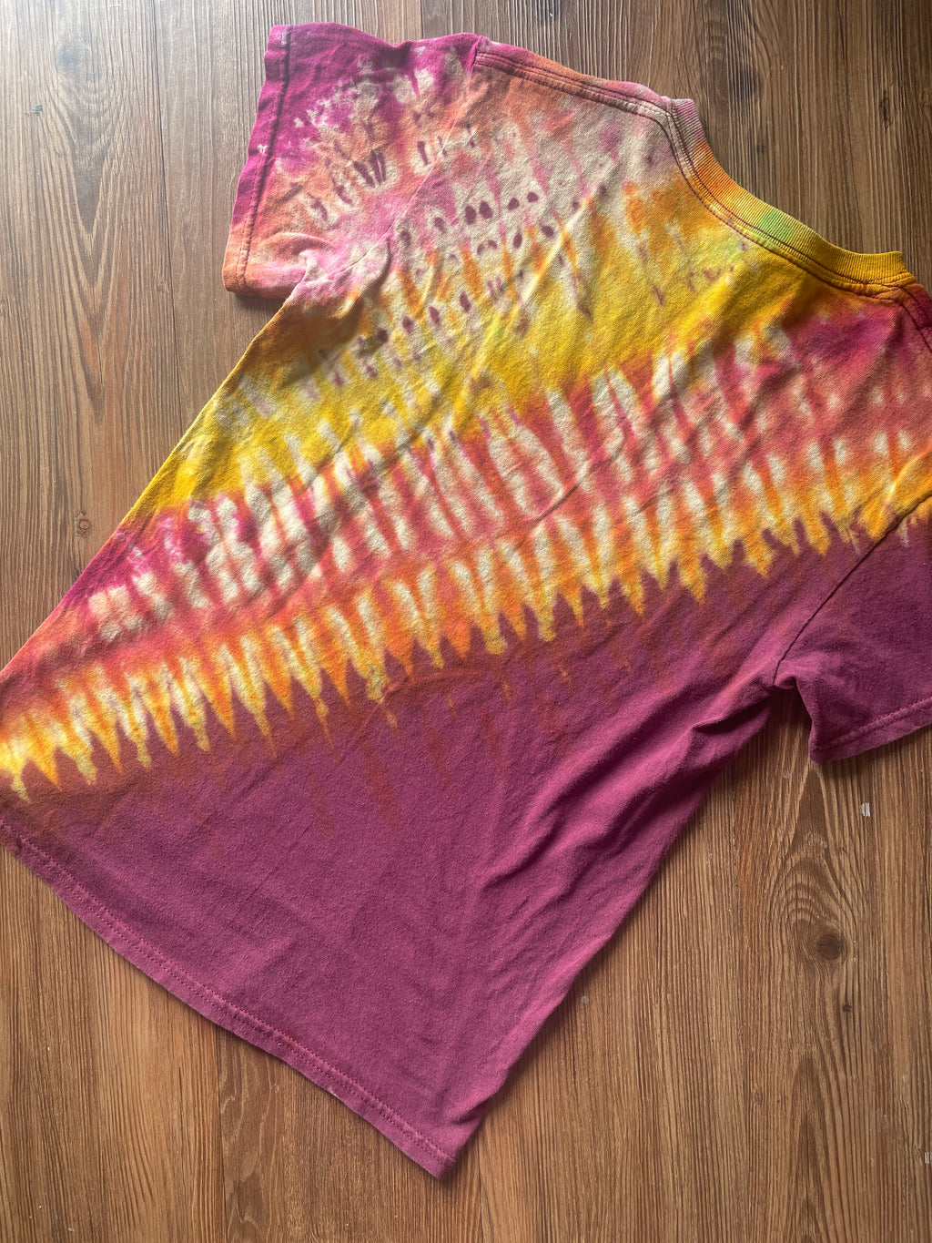Small Unisex Savage Handmade Reverse Tie Dye T-Shirt | Warm Tones Pleated Bleach Dye Short Sleeve